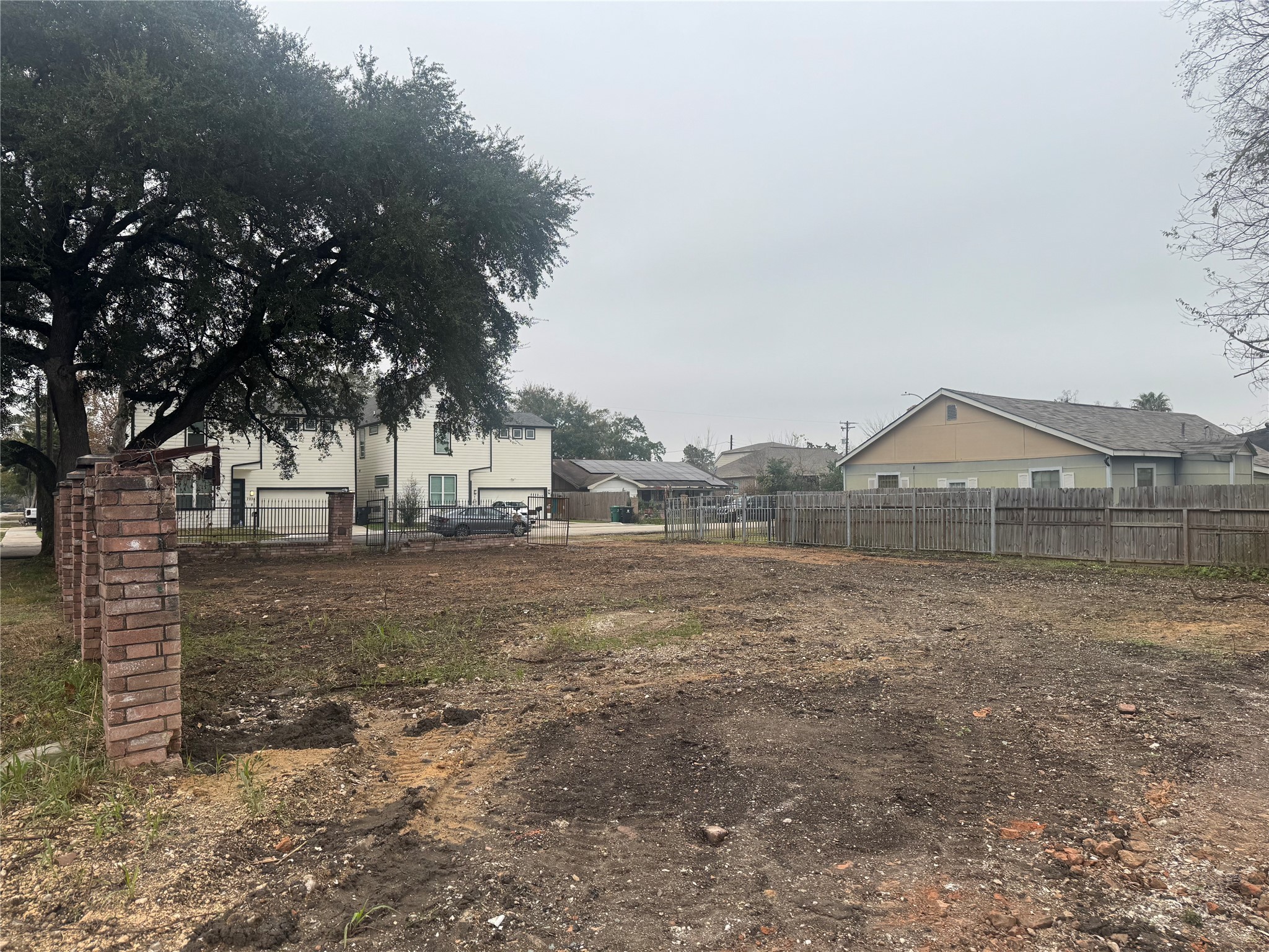 7031 England Street Property Photo 4