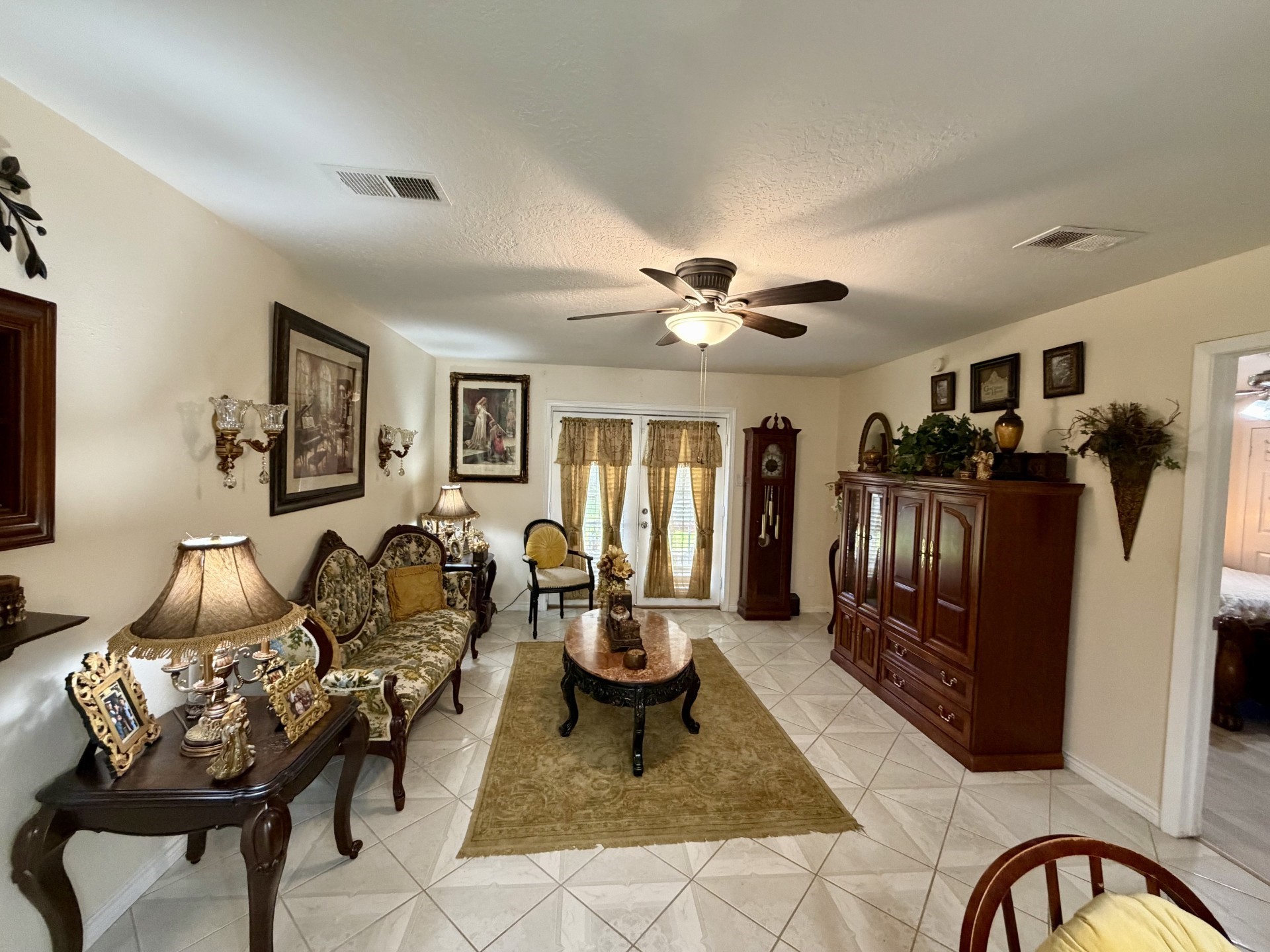 4103 Bermuda Drive Property Photo 5