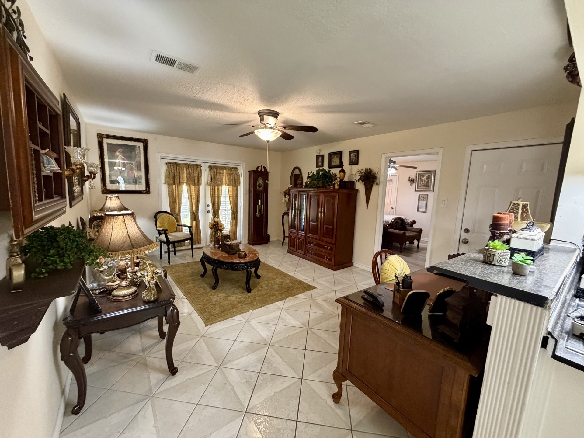 4103 Bermuda Drive Property Photo 7