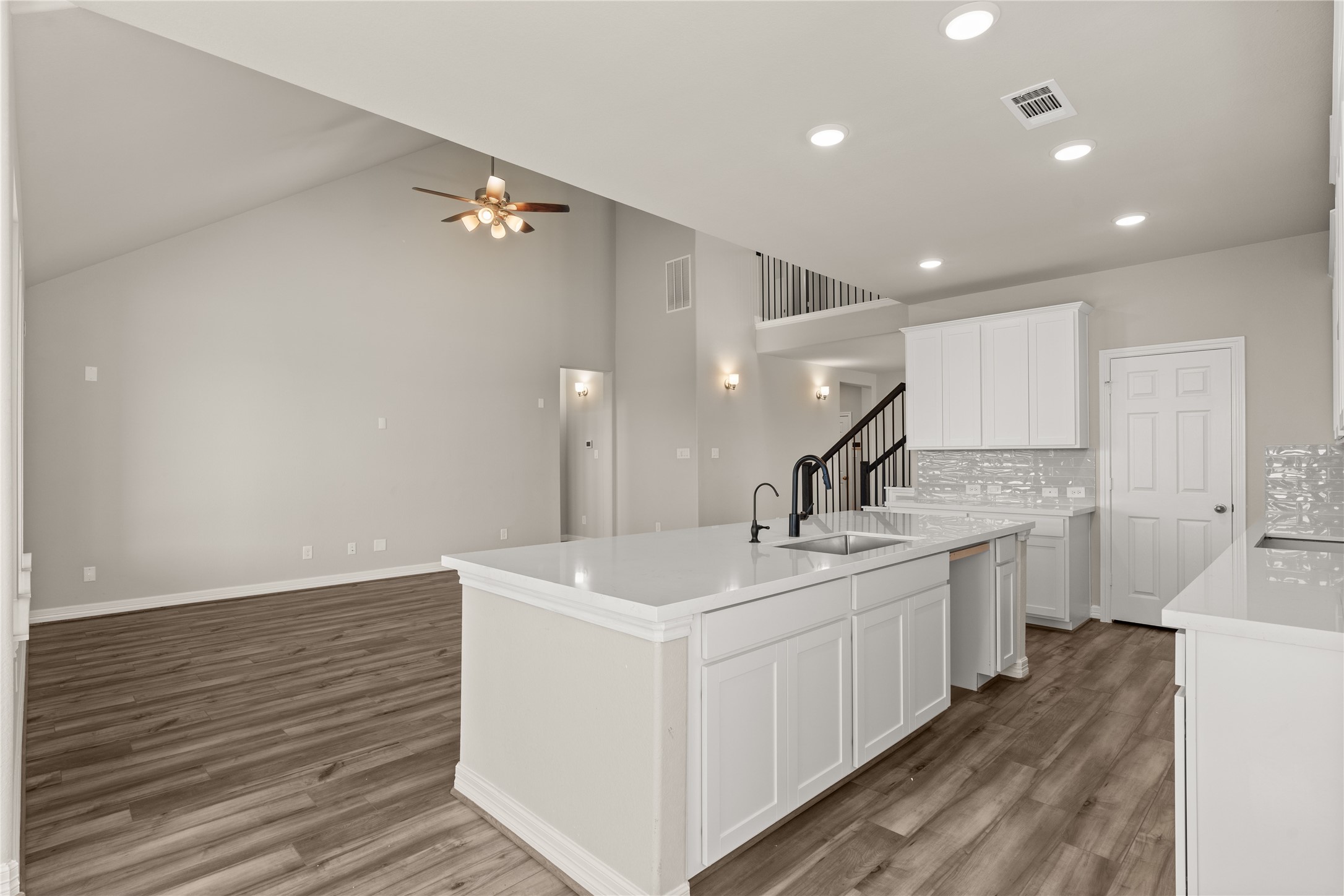 14902 Buffalo Head Street Property Photo 5