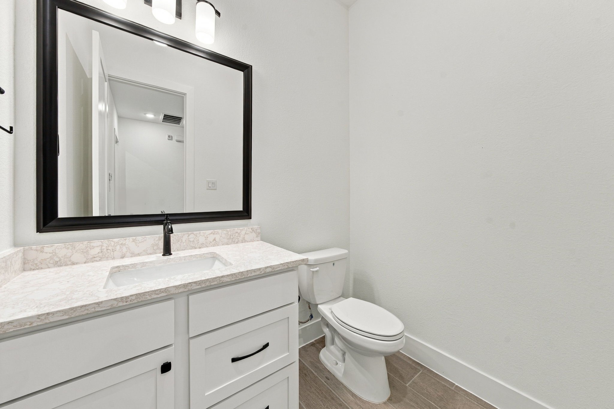503 Blue River Trail Property Photo 31
