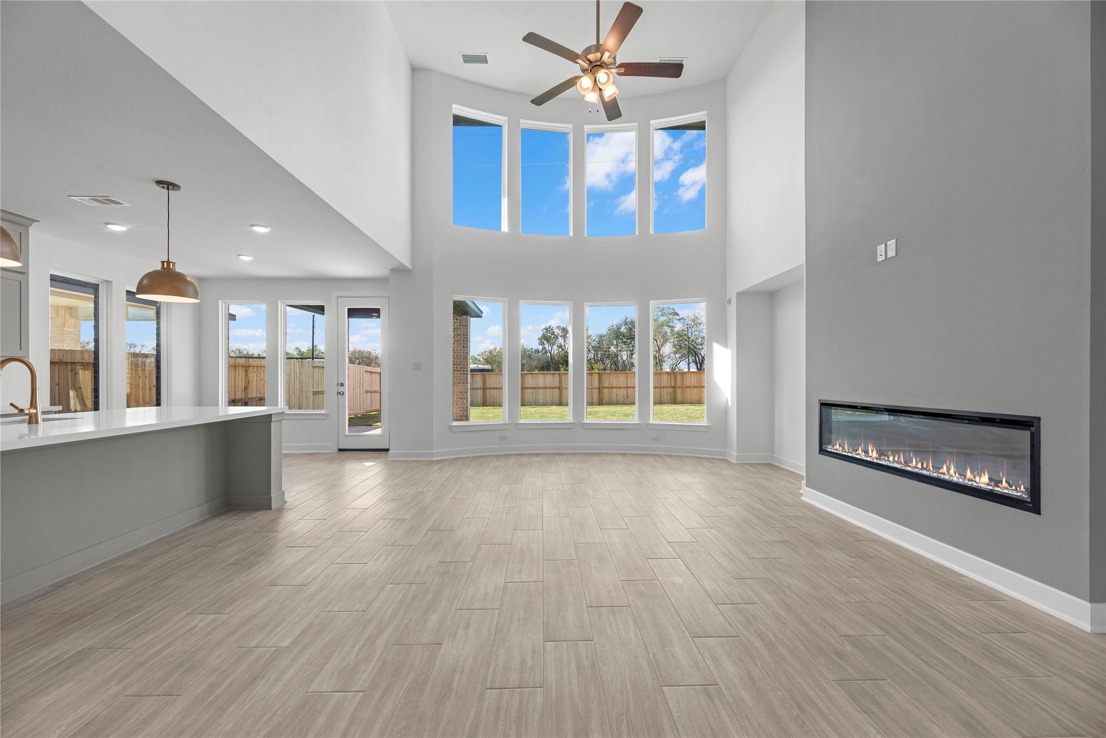 1527 Watermont Drive Property Photo 3