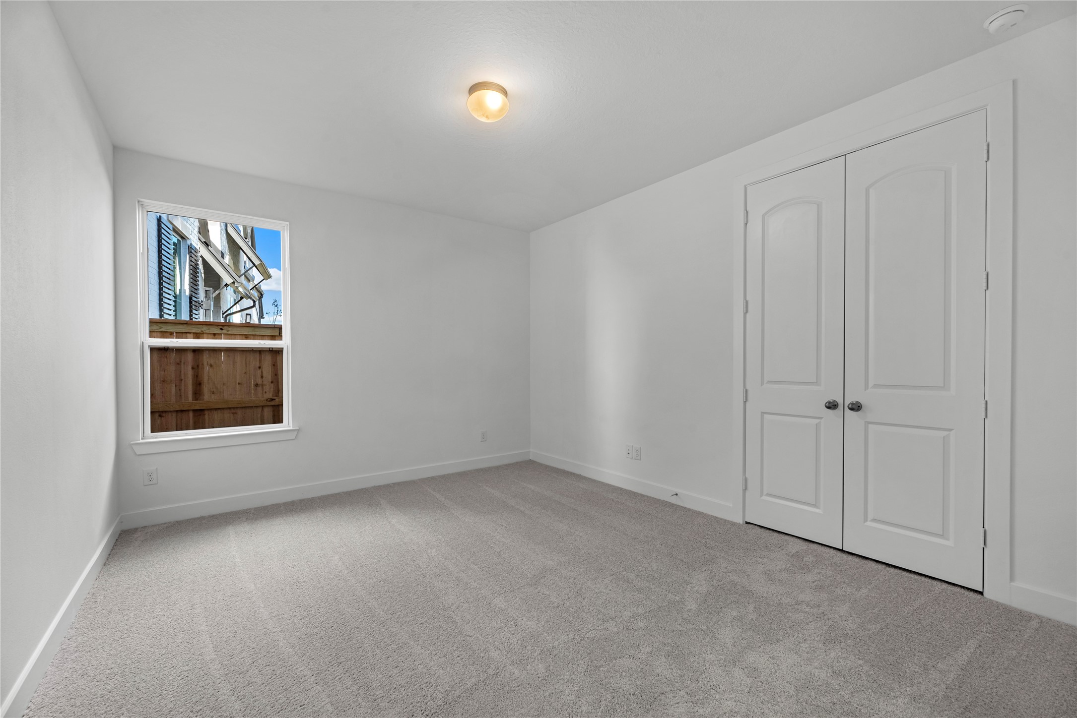 1527 Watermont Drive Property Photo 13