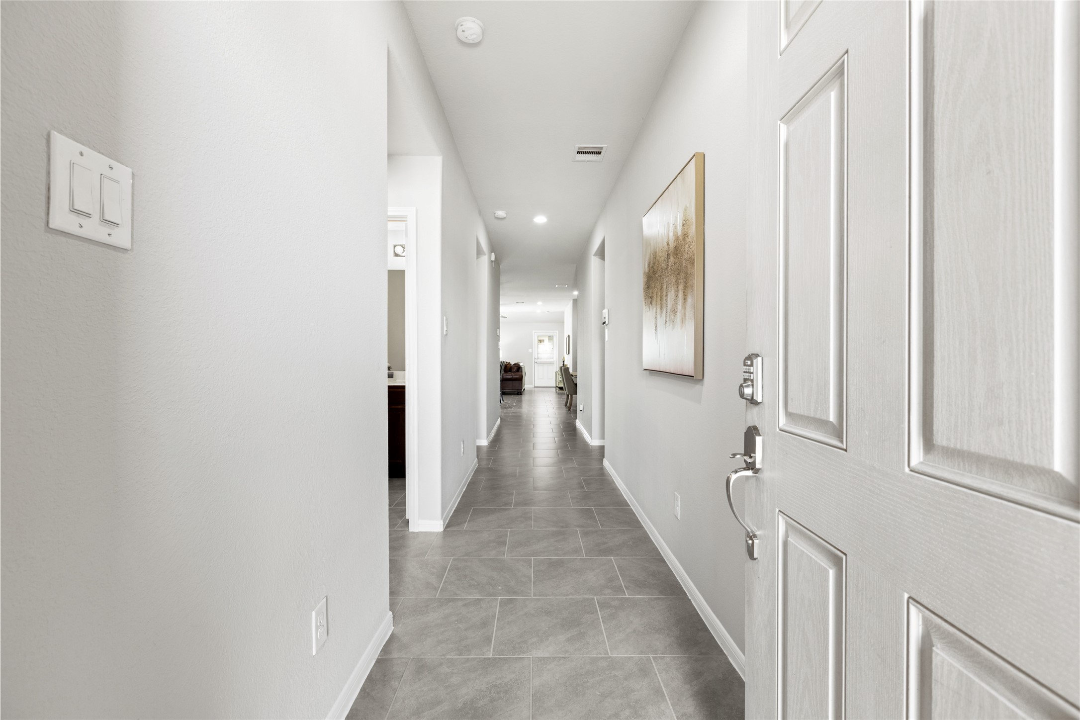 8102 Fieldfare Drive Property Photo 3