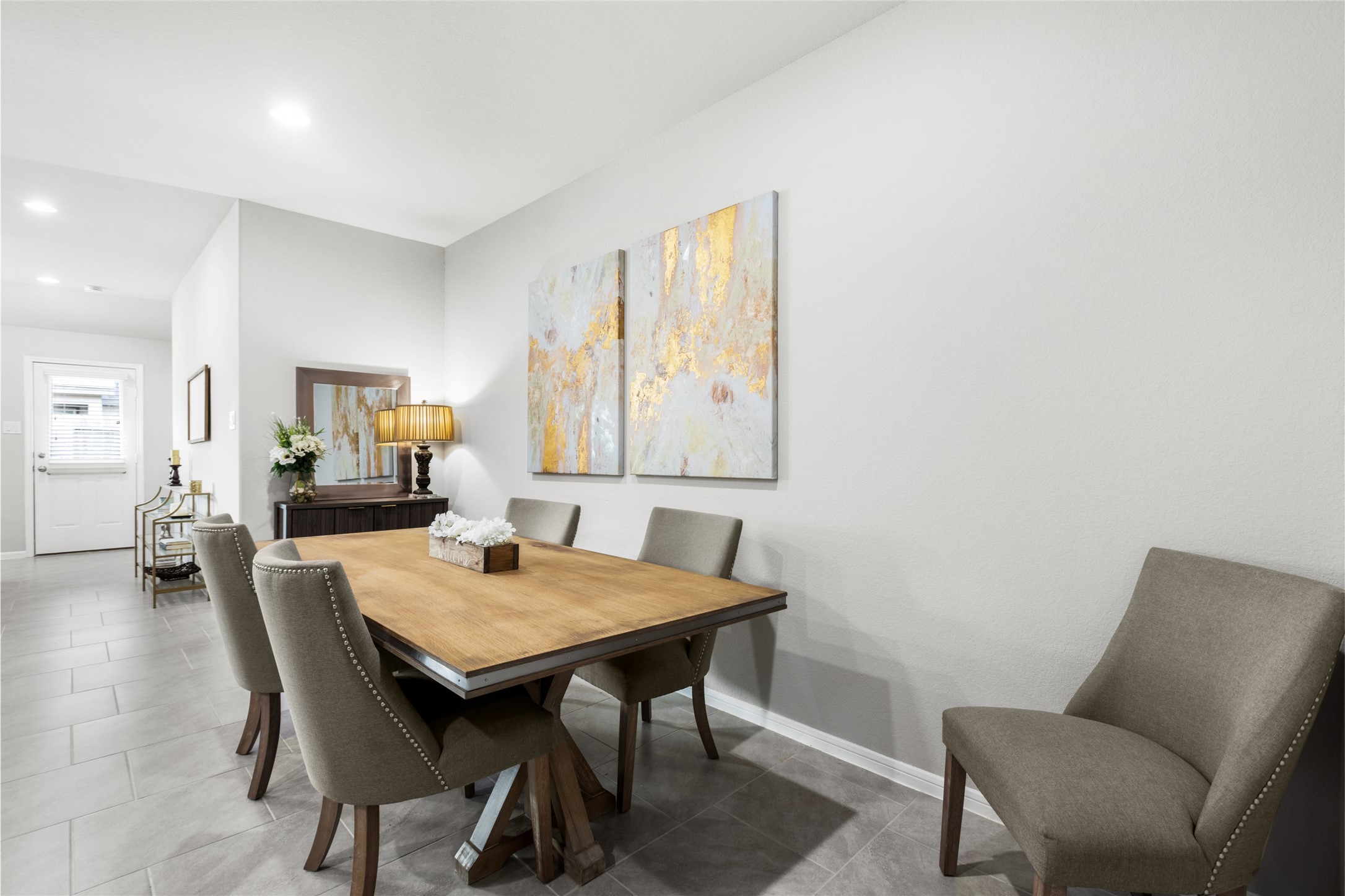 8102 Fieldfare Drive Property Photo 10