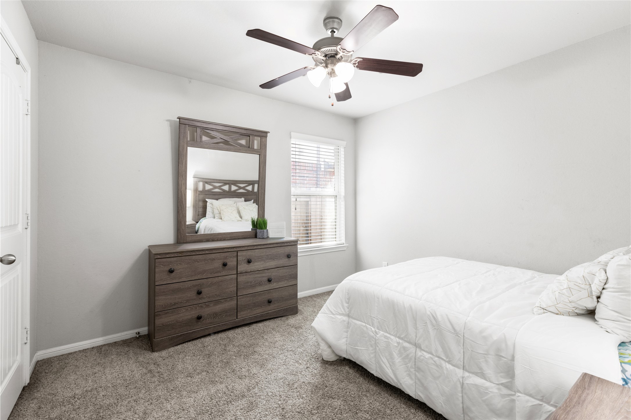 8102 Fieldfare Drive Property Photo 21