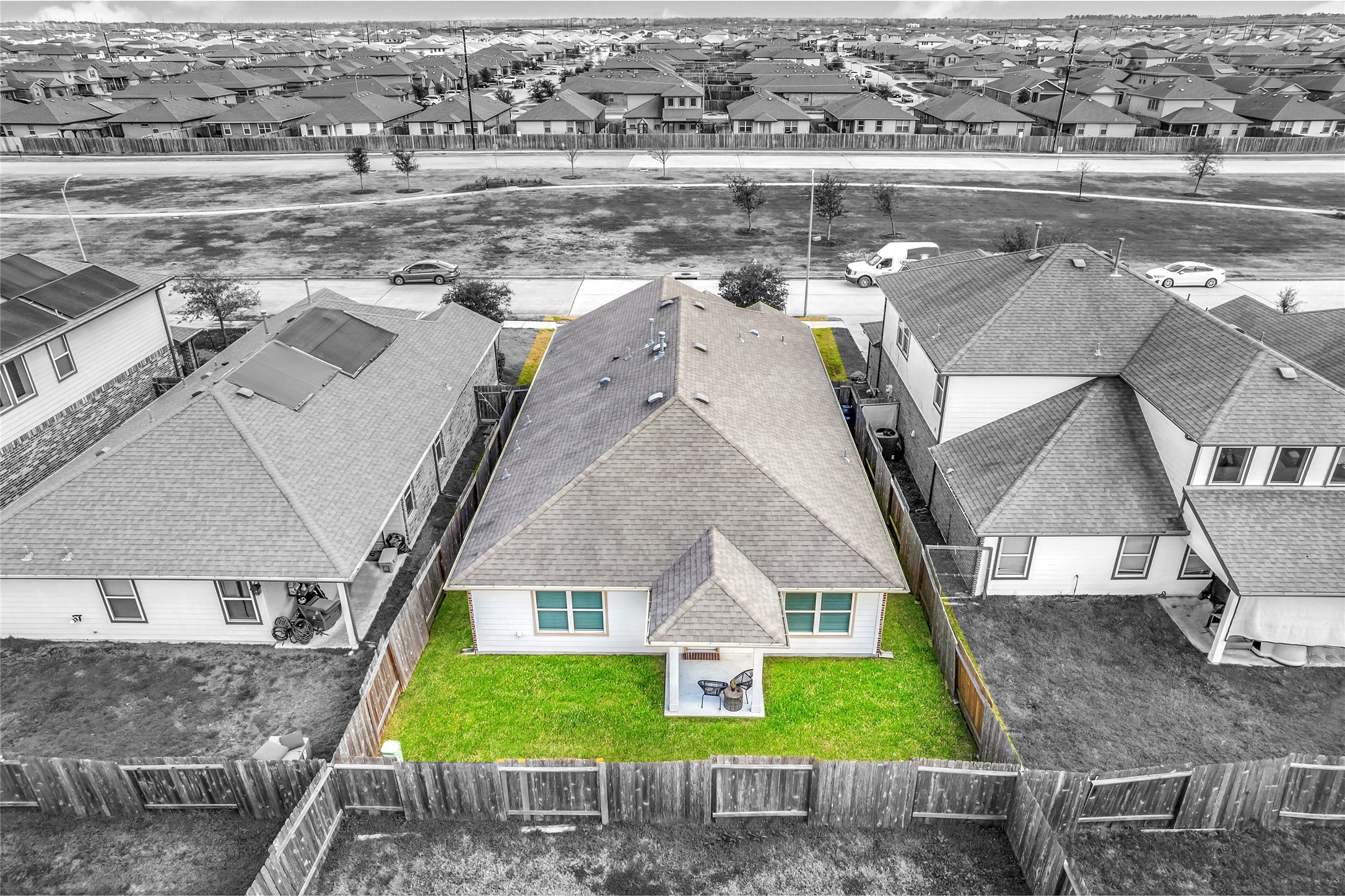 8102 Fieldfare Drive Property Photo 30