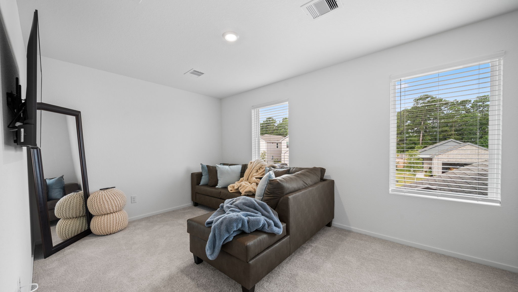 633 Craven Street Property Photo 13