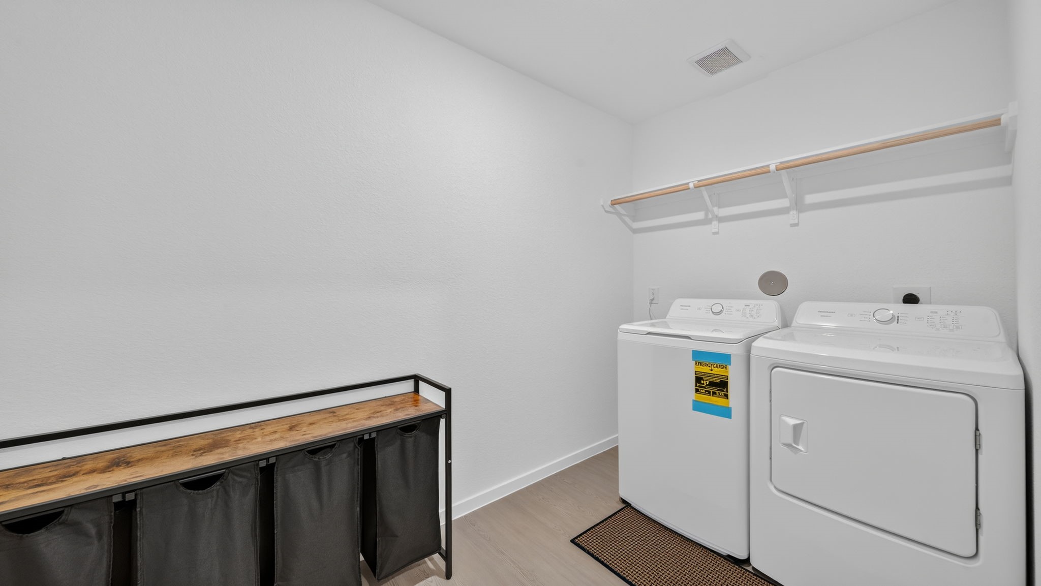 633 Craven Street Property Photo 20