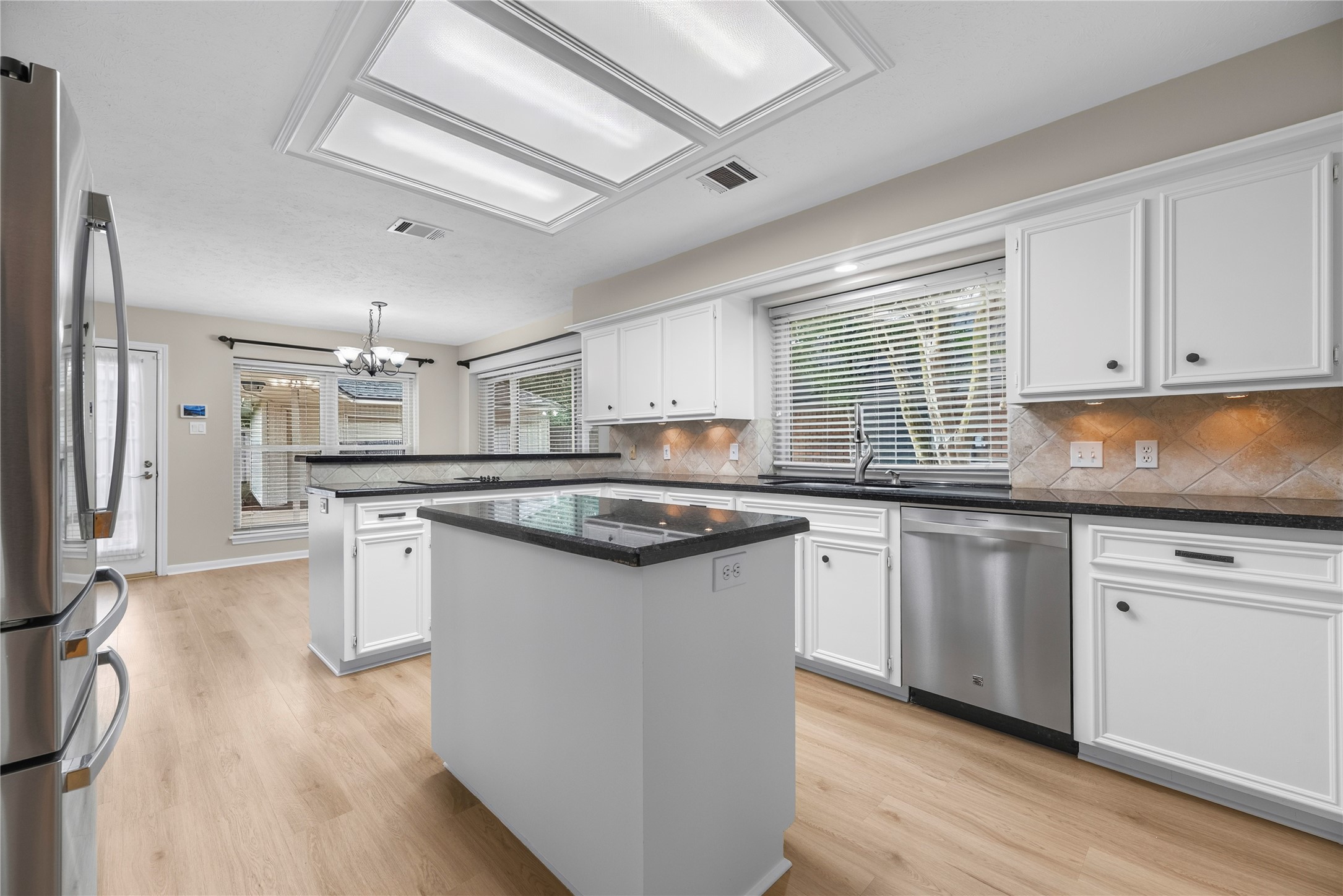 7426 Foxton Place Court Property Photo 11