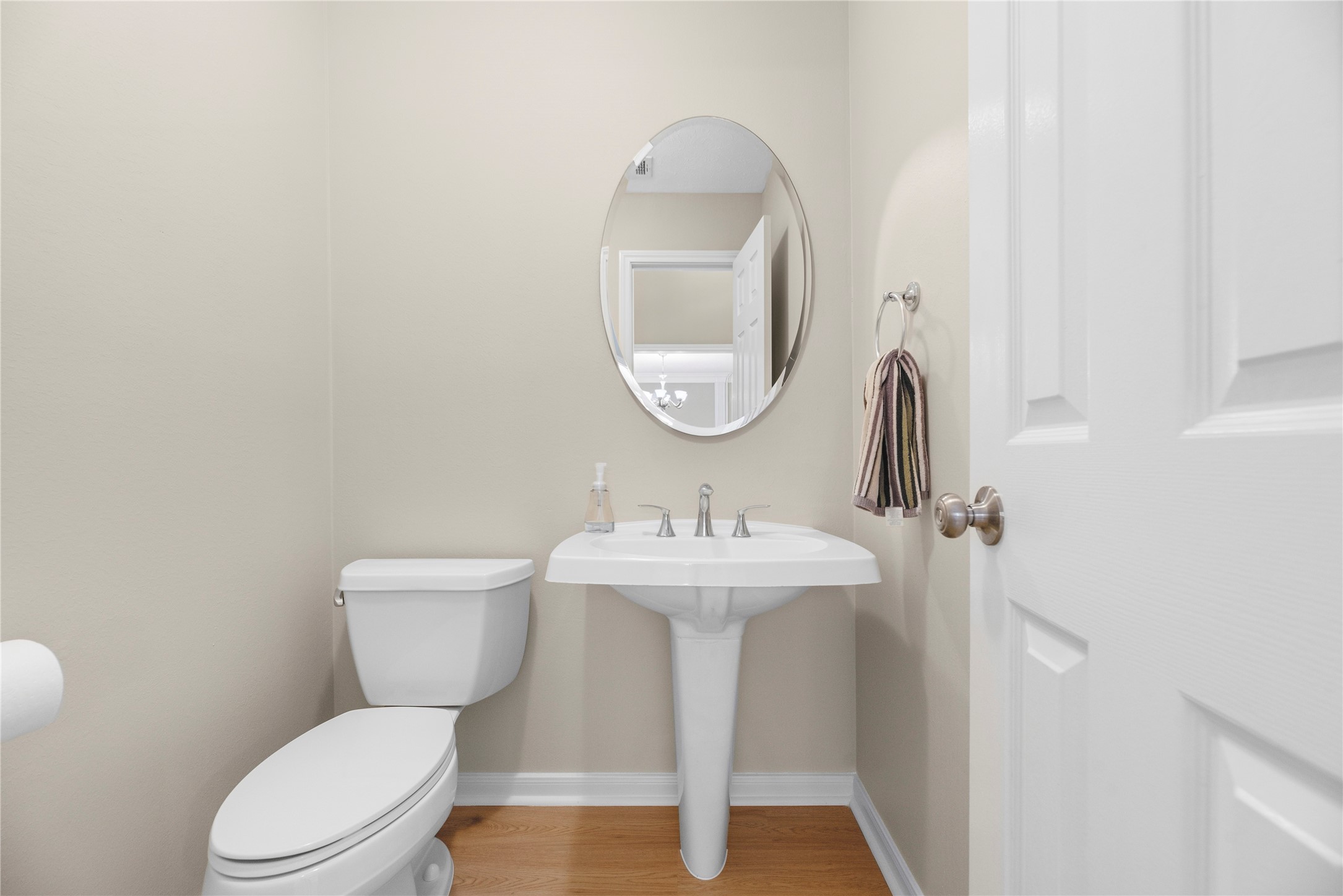 7426 Foxton Place Court Property Photo 16