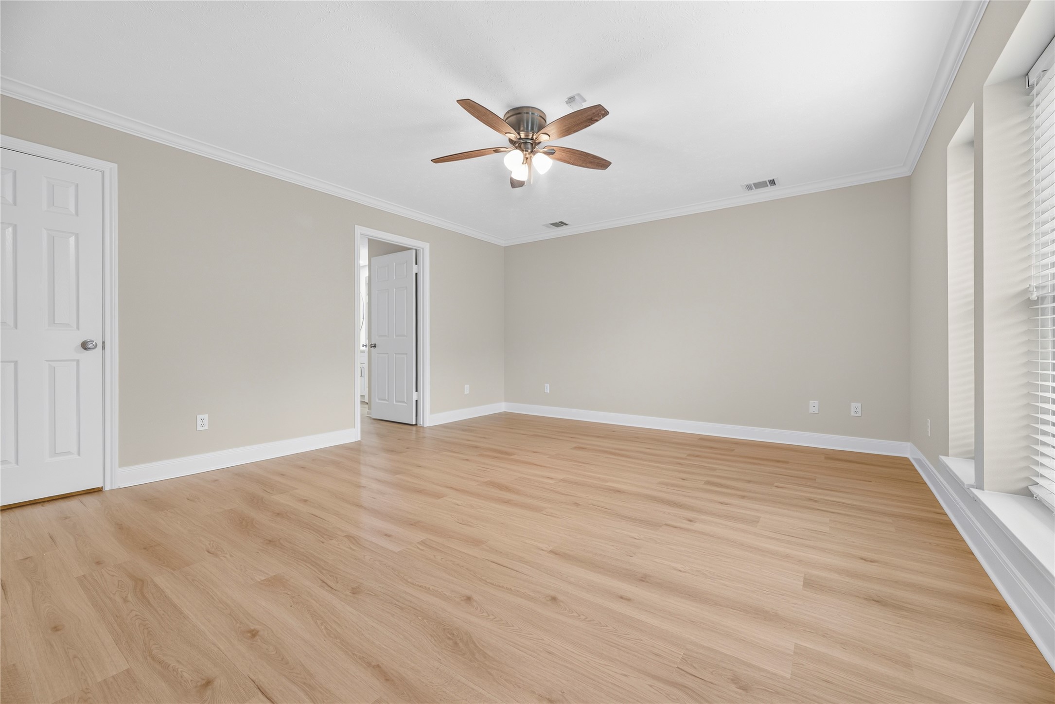 7426 Foxton Place Court Property Photo 17