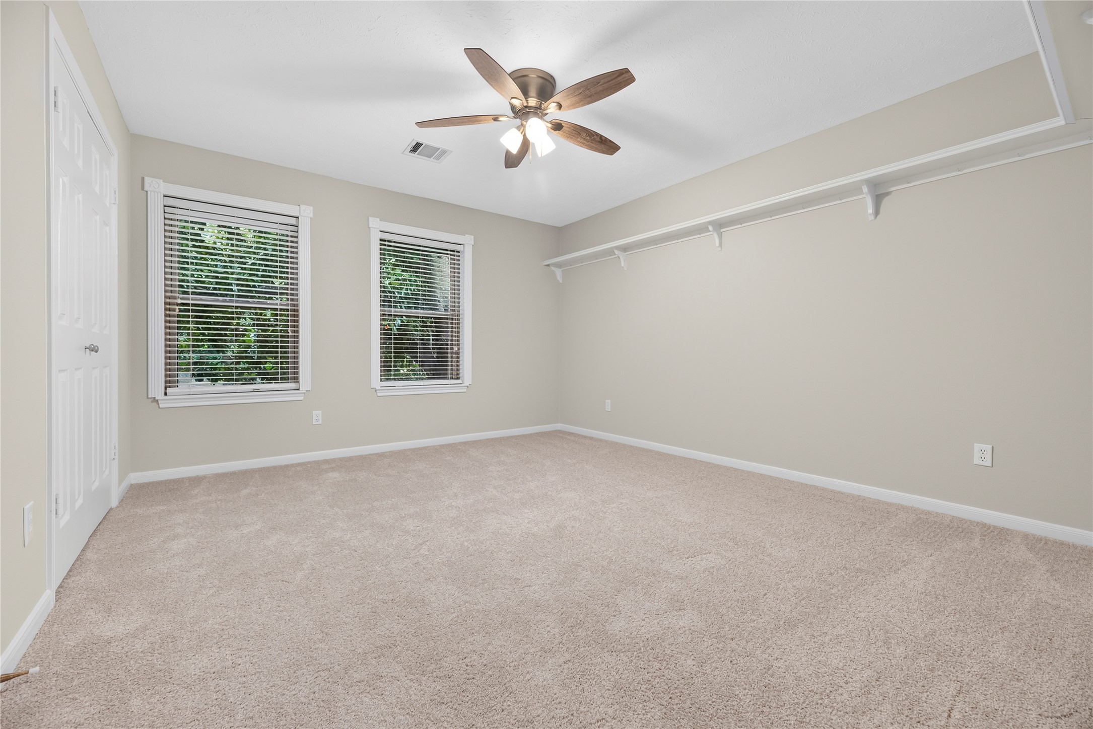 7426 Foxton Place Court Property Photo 26