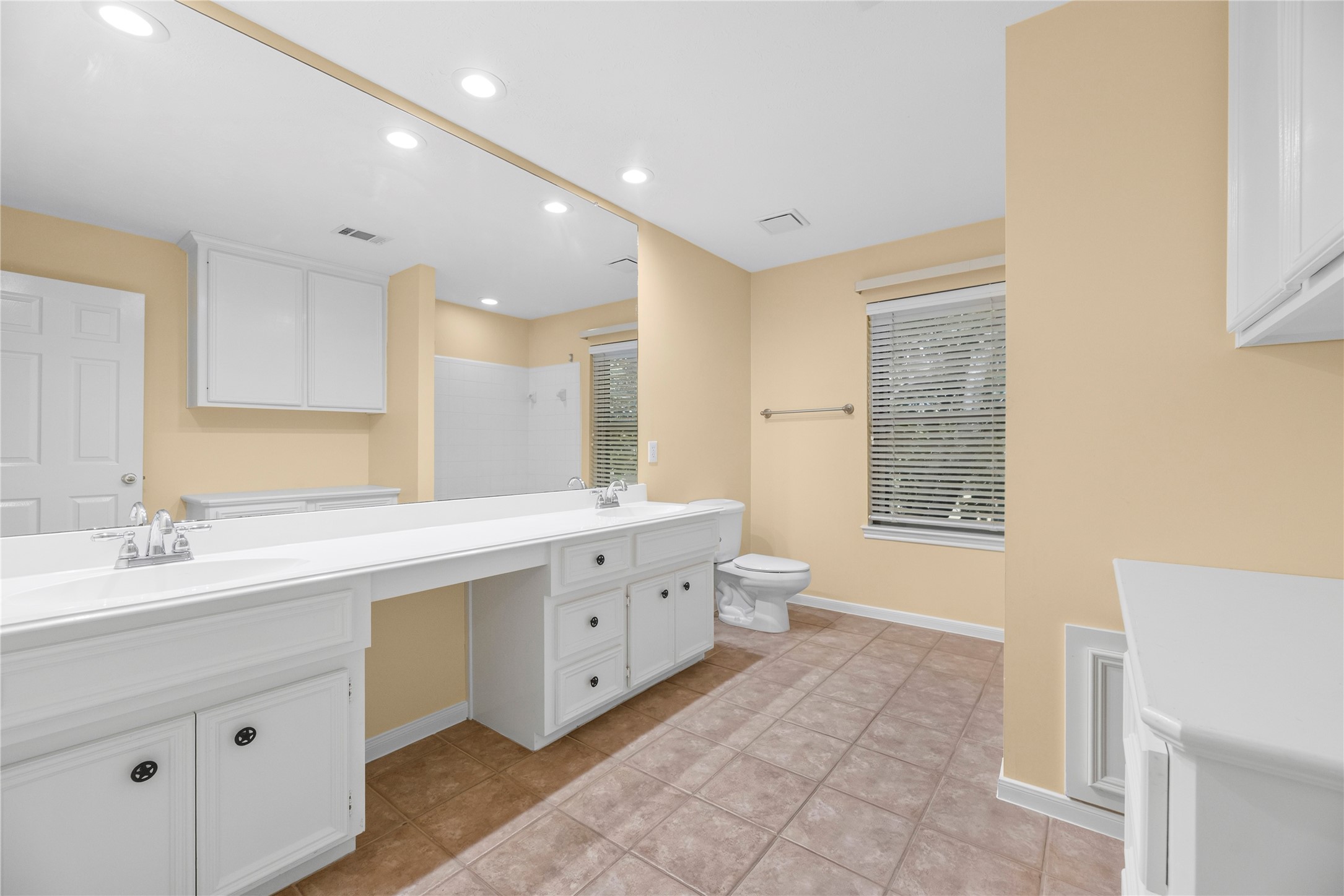 7426 Foxton Place Court Property Photo 30
