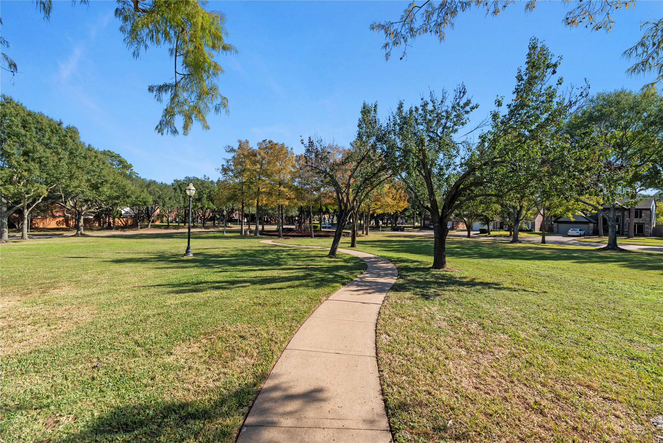 7426 Foxton Place Court Property Photo 43