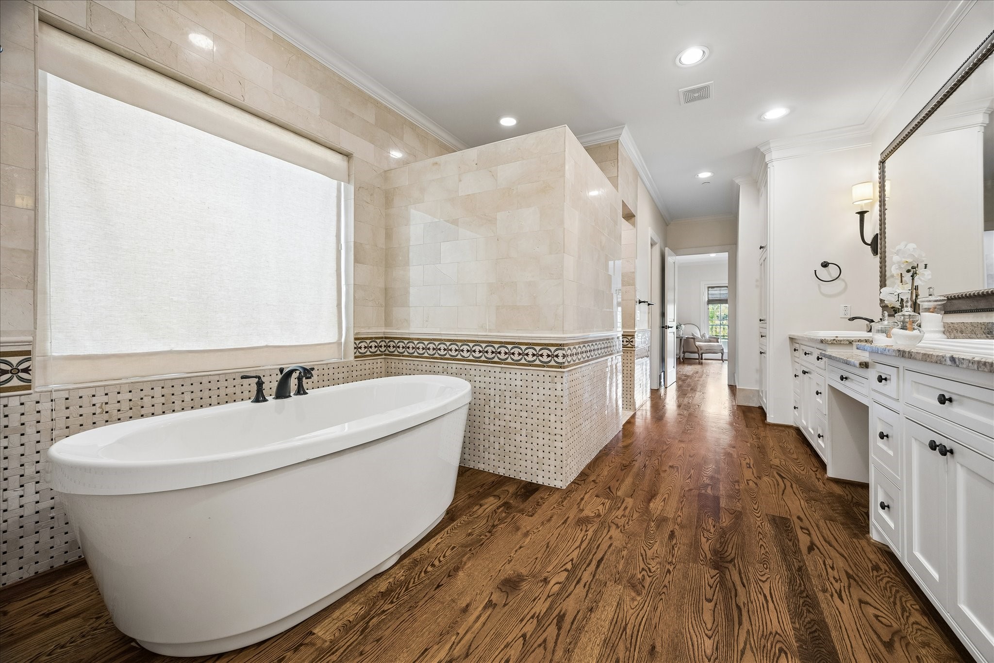 6308 Pickens Street B Property Photo 36