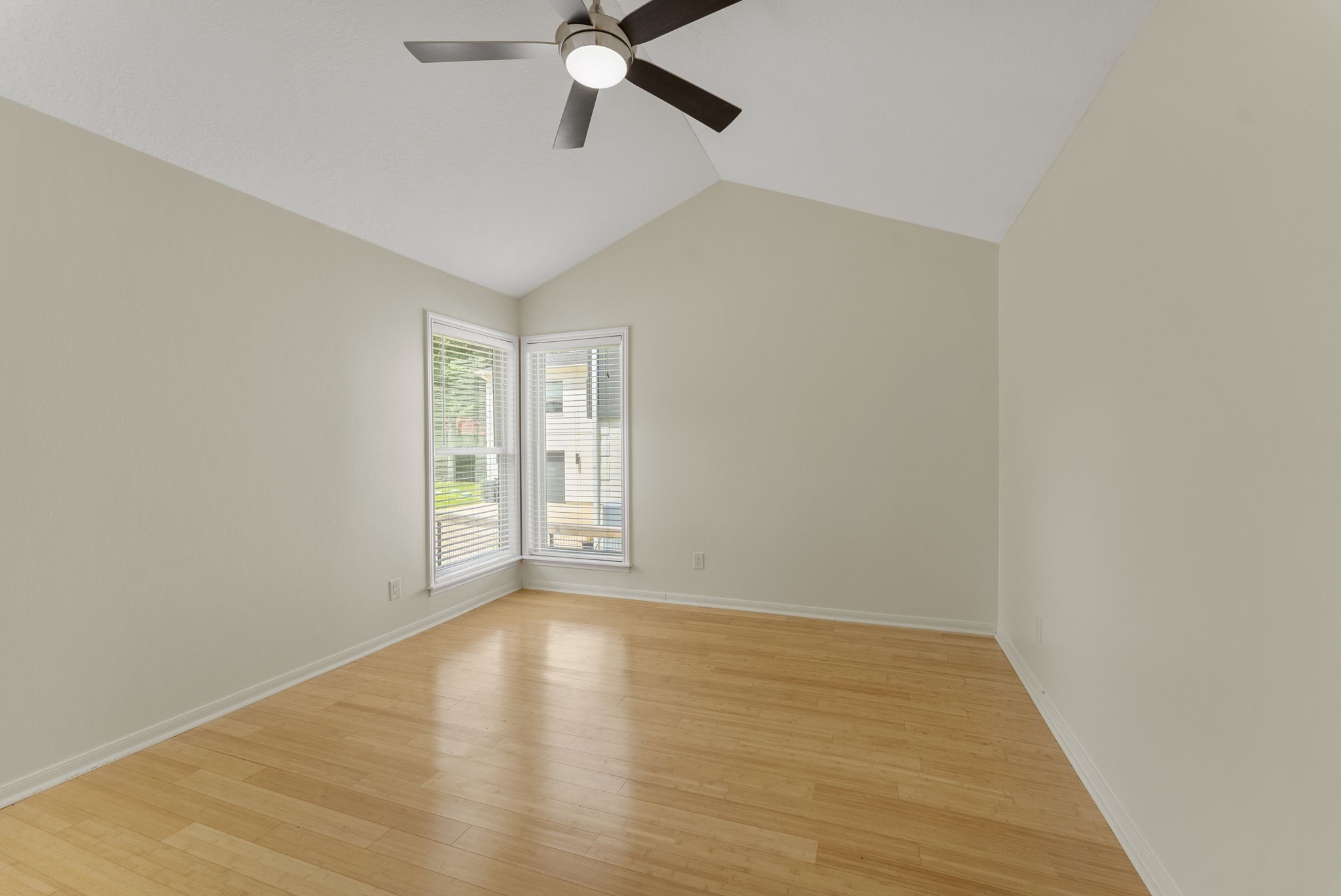 3920 Brookhaven Drive Property Photo 20