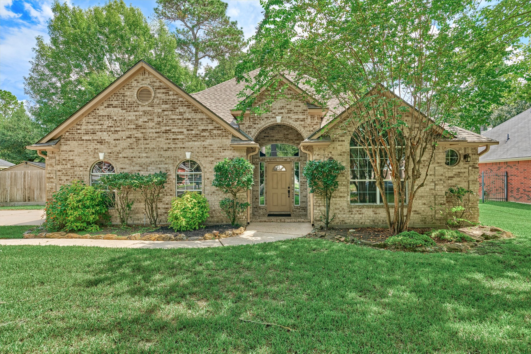 806 Weeping Willow Way Property Photo 10