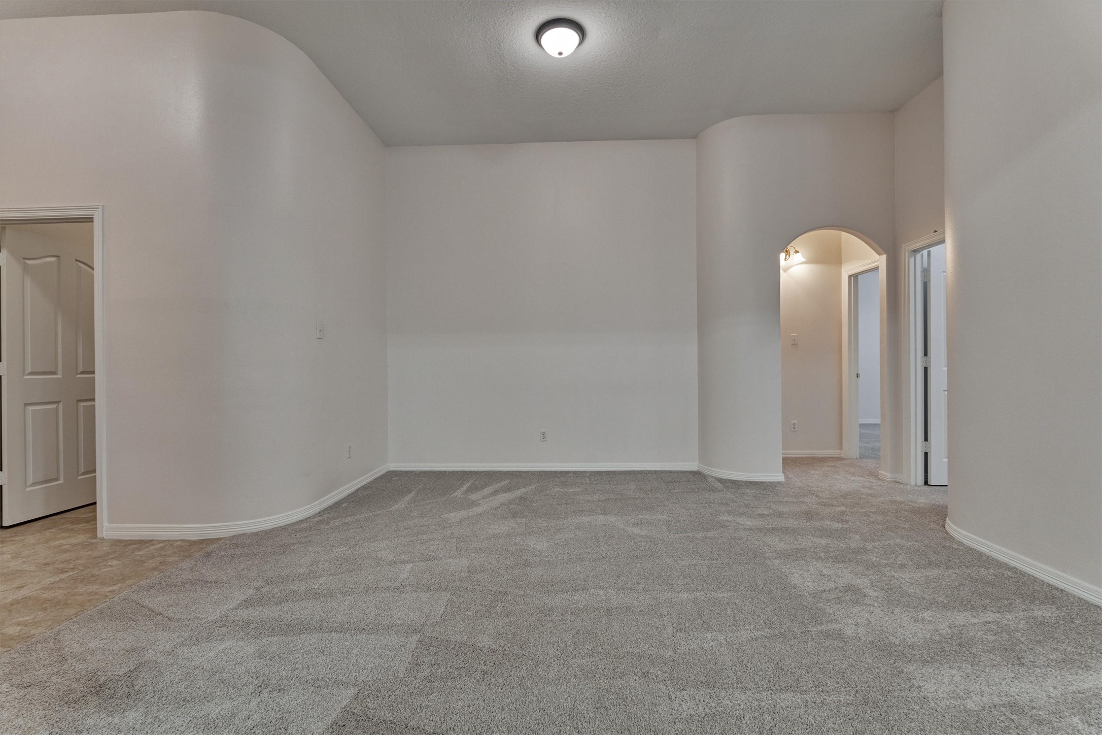 806 Weeping Willow Way Property Photo 16