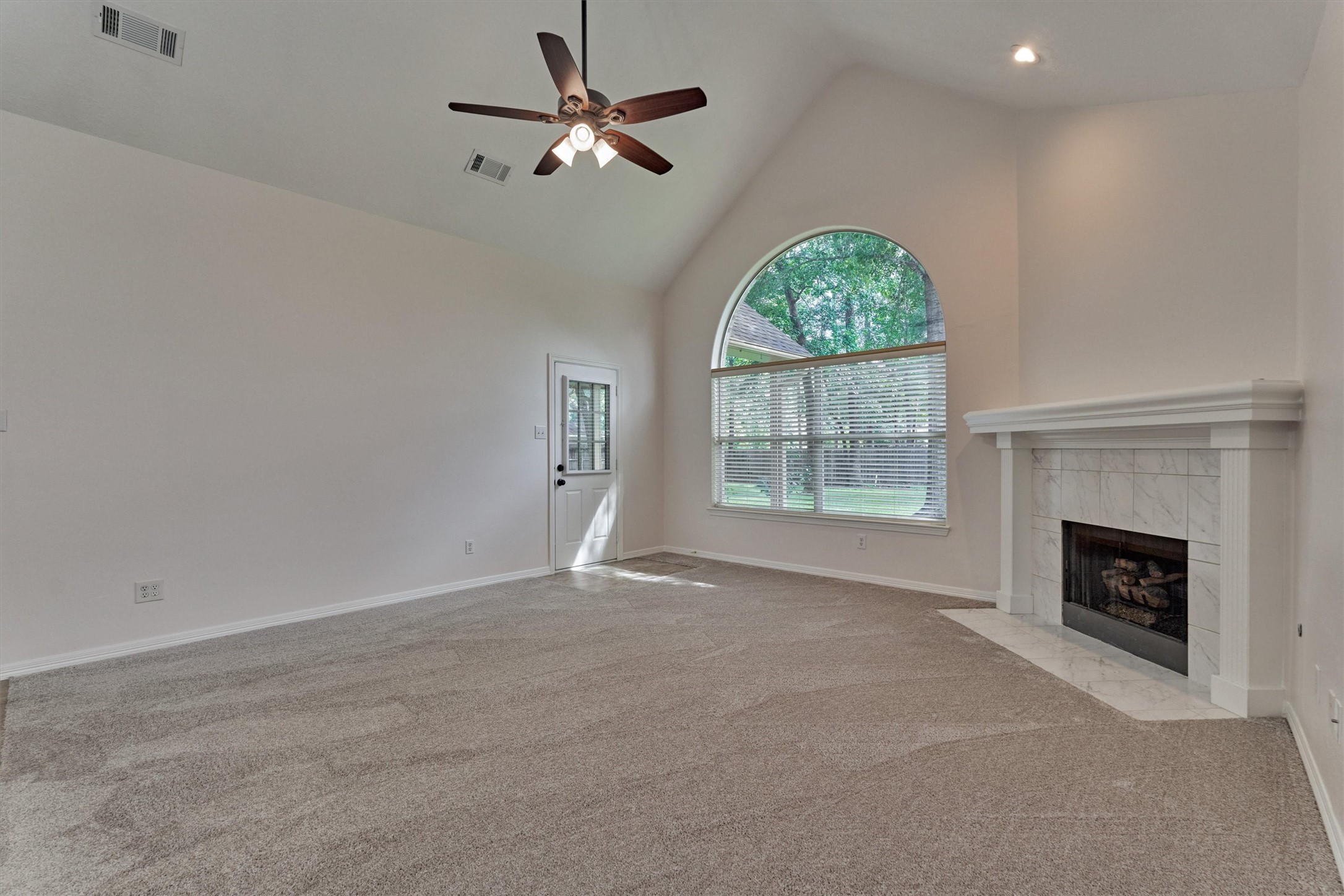 806 Weeping Willow Way Property Photo 26