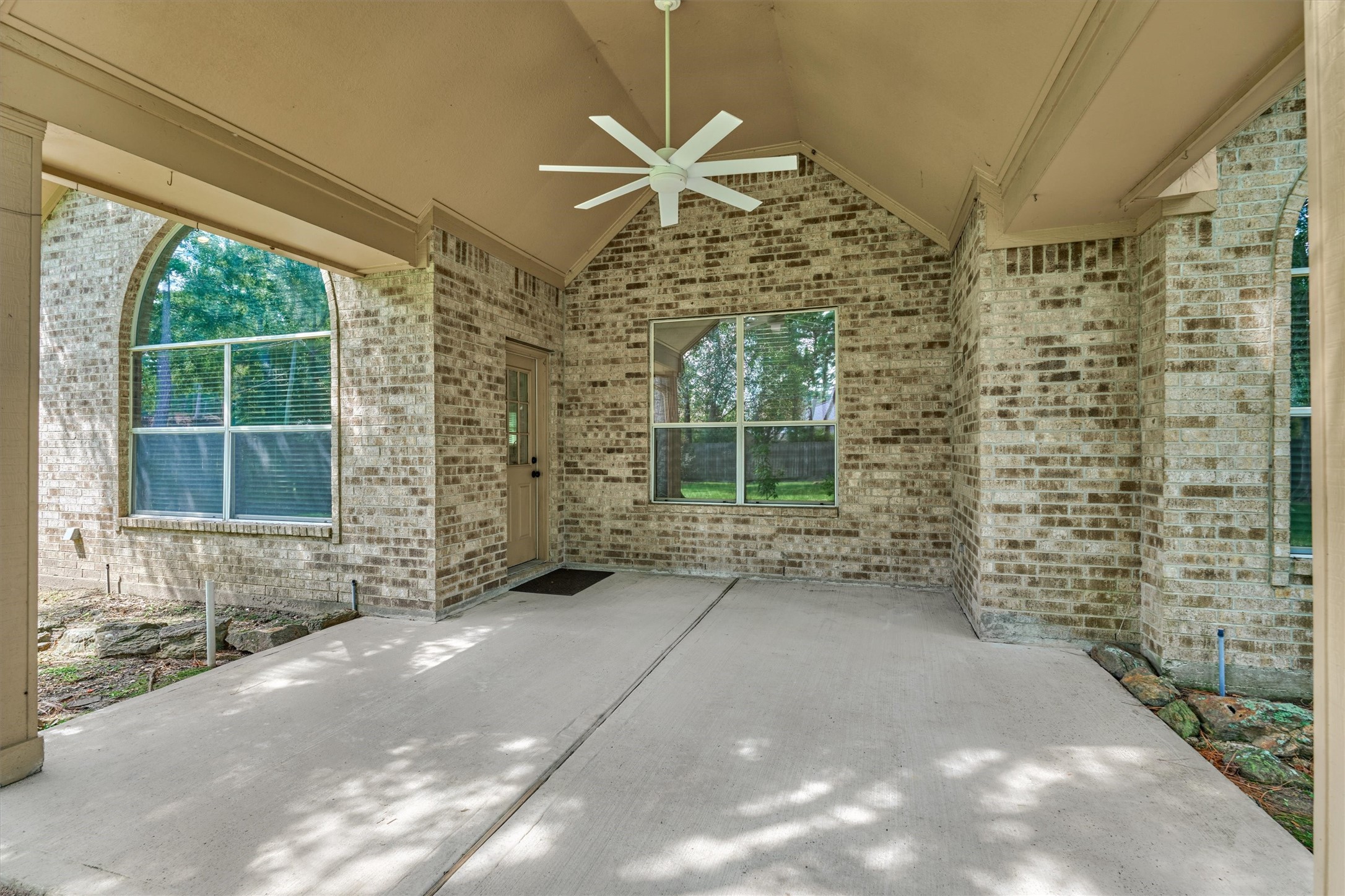 806 Weeping Willow Way Property Photo 45