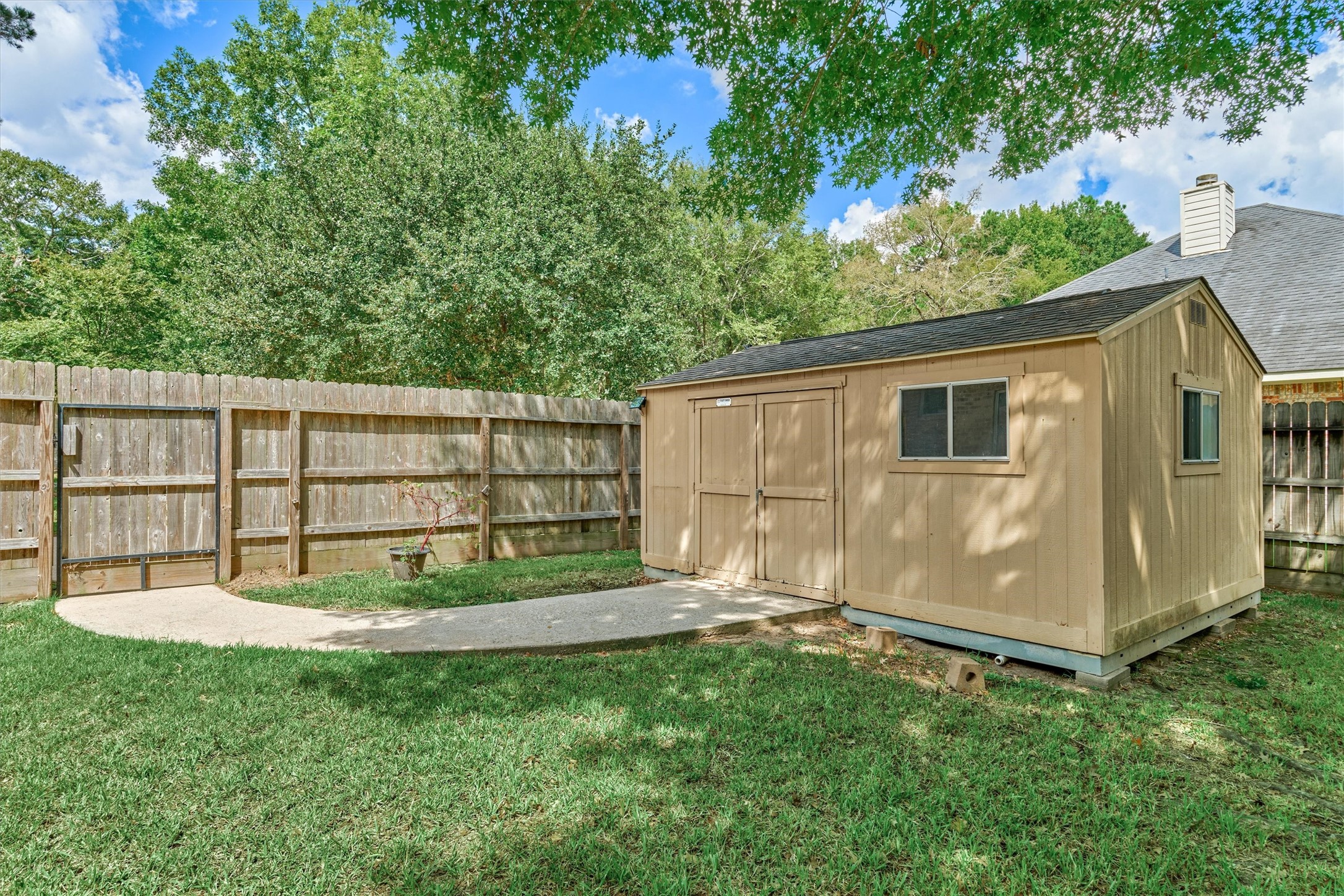 806 Weeping Willow Way Property Photo 46