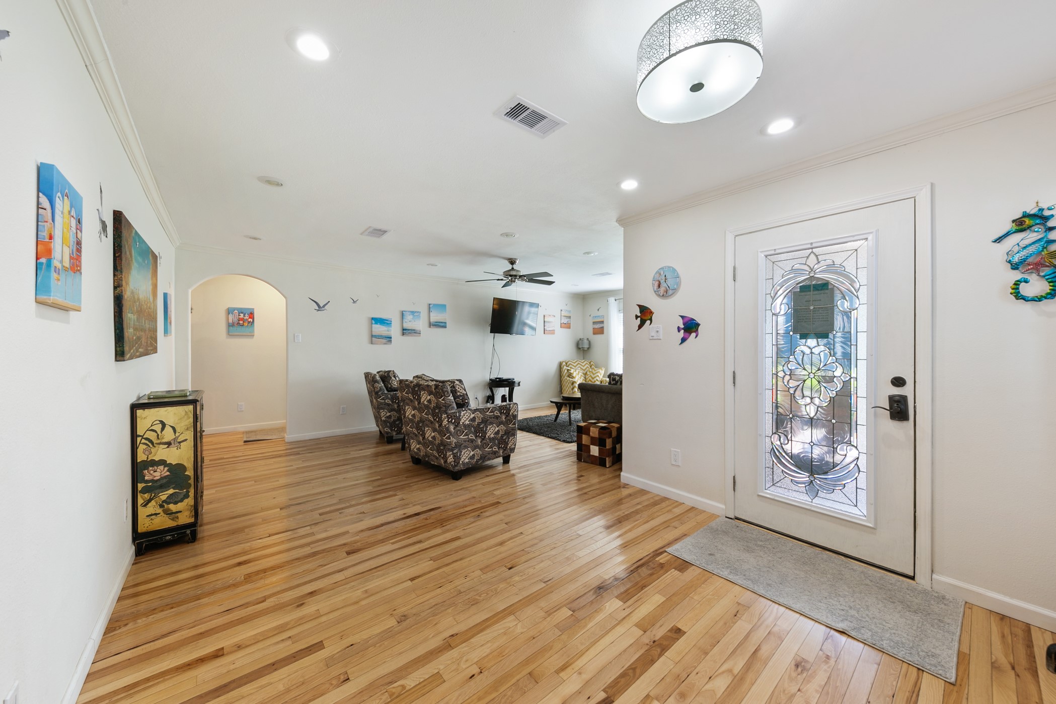 4708 Woodrow Avenue Property Photo 6