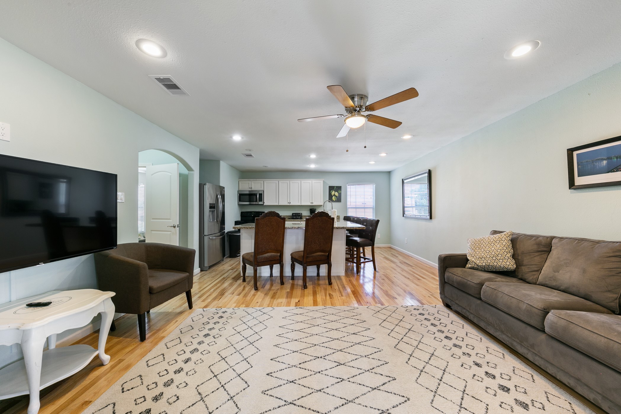 4708 Woodrow Avenue Property Photo 29