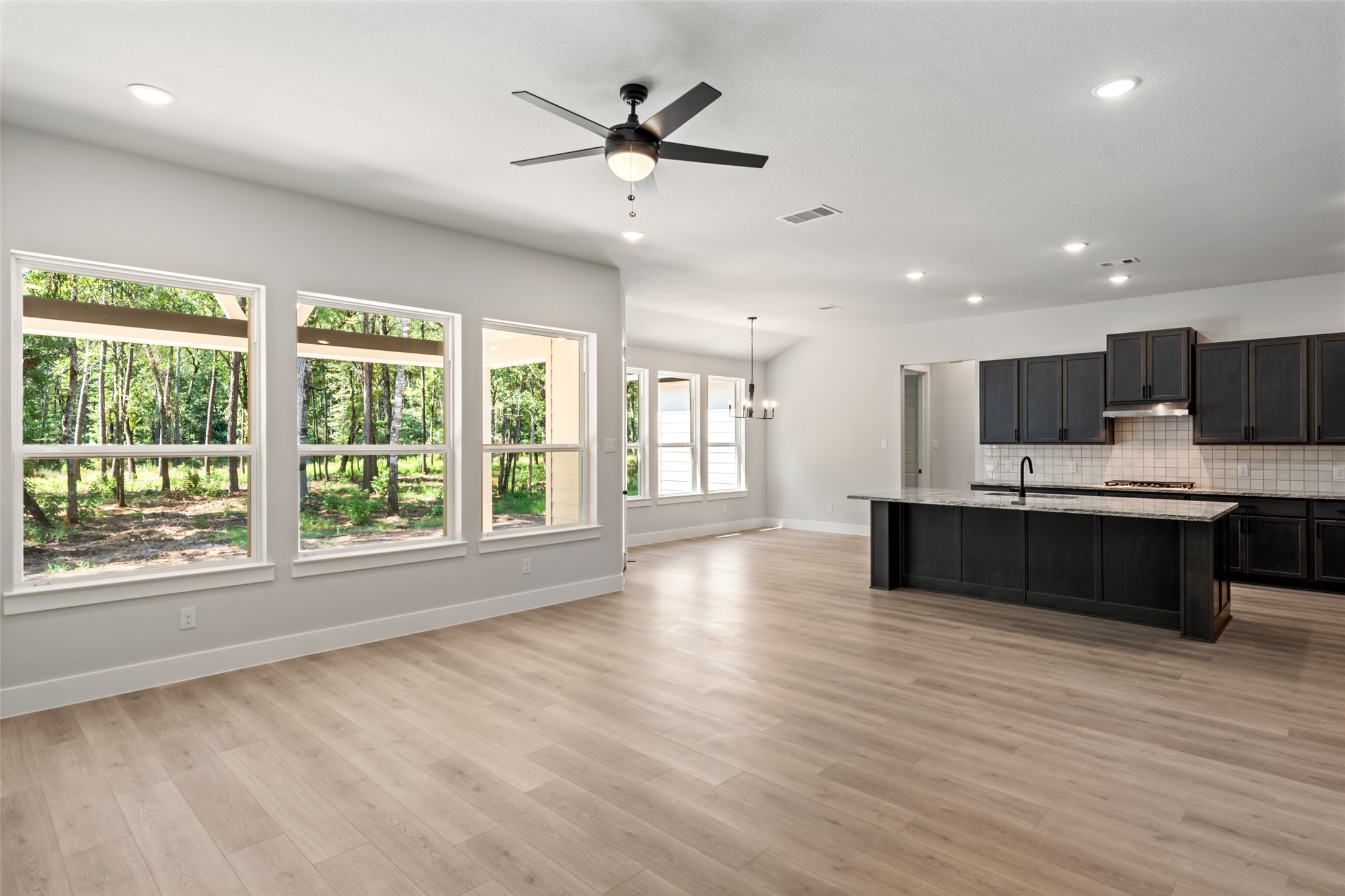 17723 Flagstone Way Property Photo 13