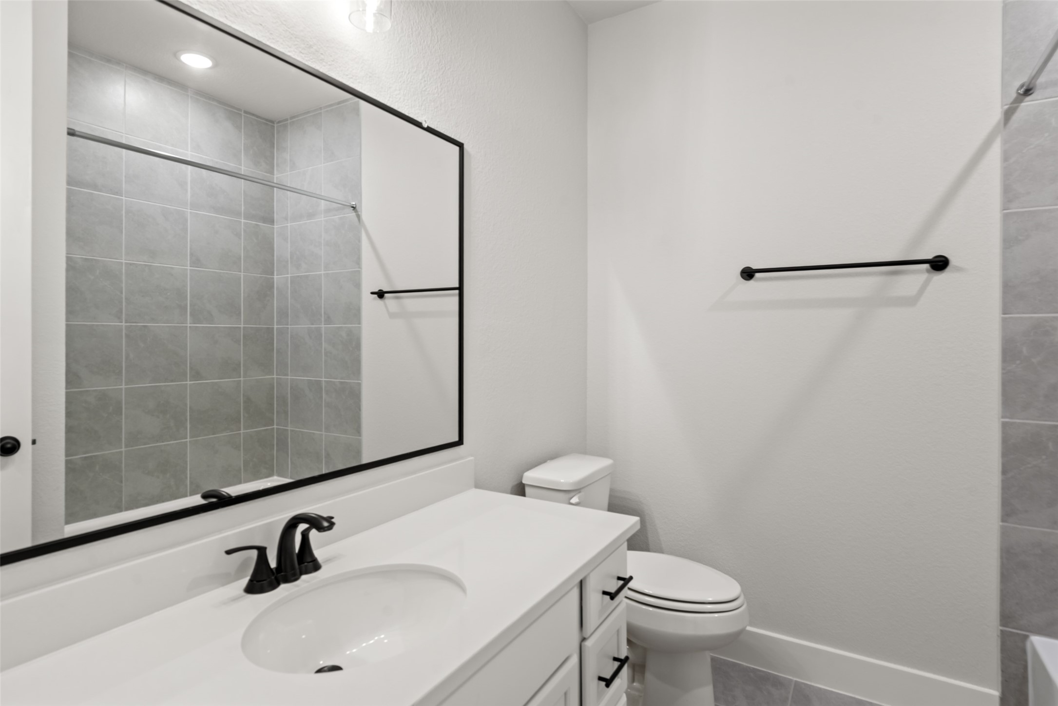 17723 Flagstone Way Property Photo 33