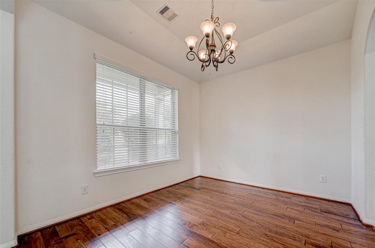 11 Sagamore Ridge Place Property Photo 7