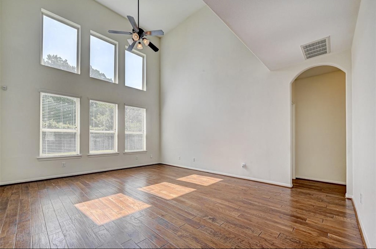 11 Sagamore Ridge Place Property Photo 9