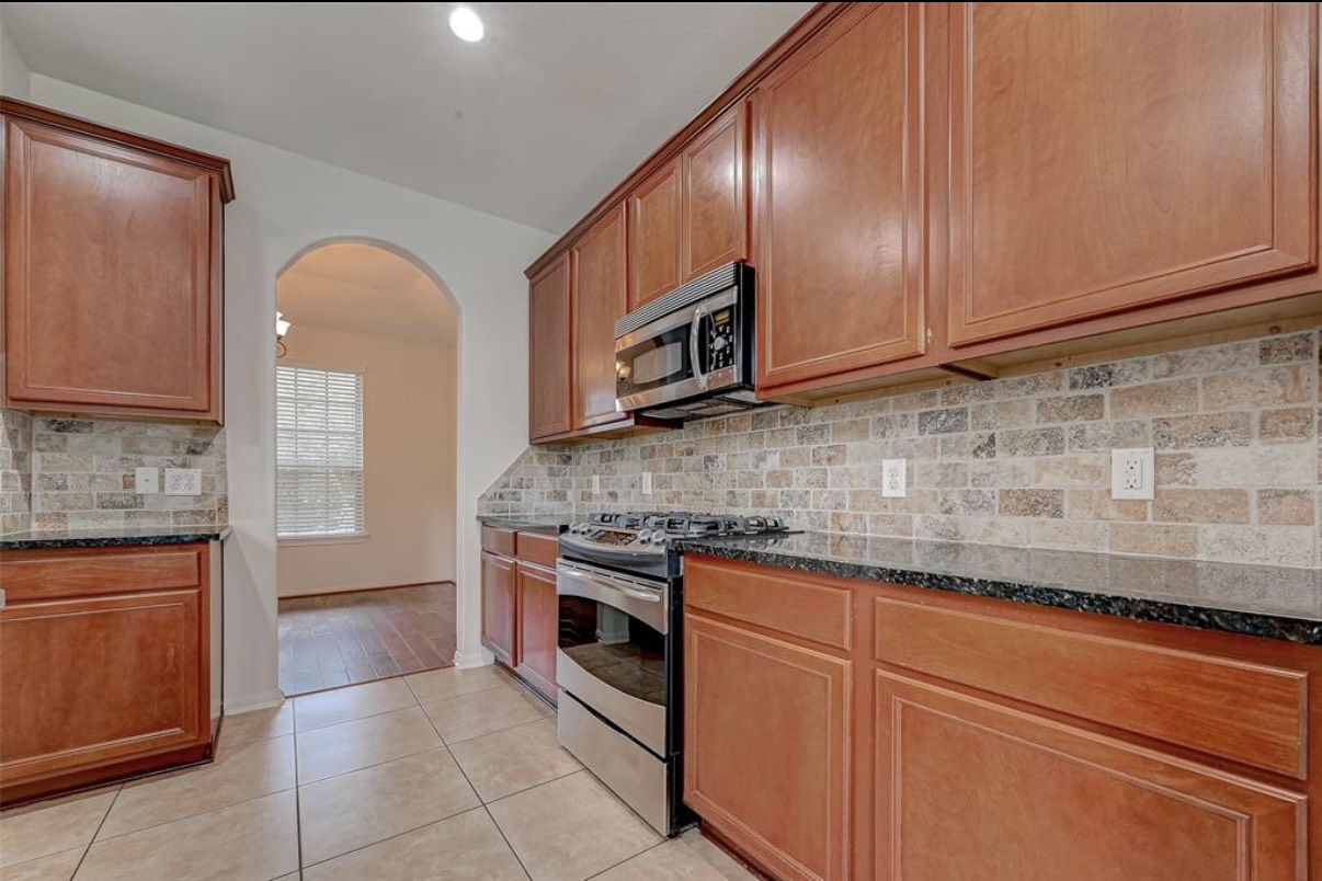 11 Sagamore Ridge Place Property Photo 16