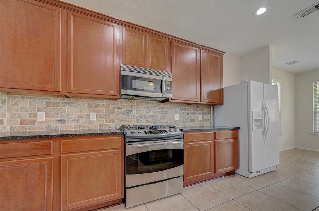 11 Sagamore Ridge Place Property Photo 18