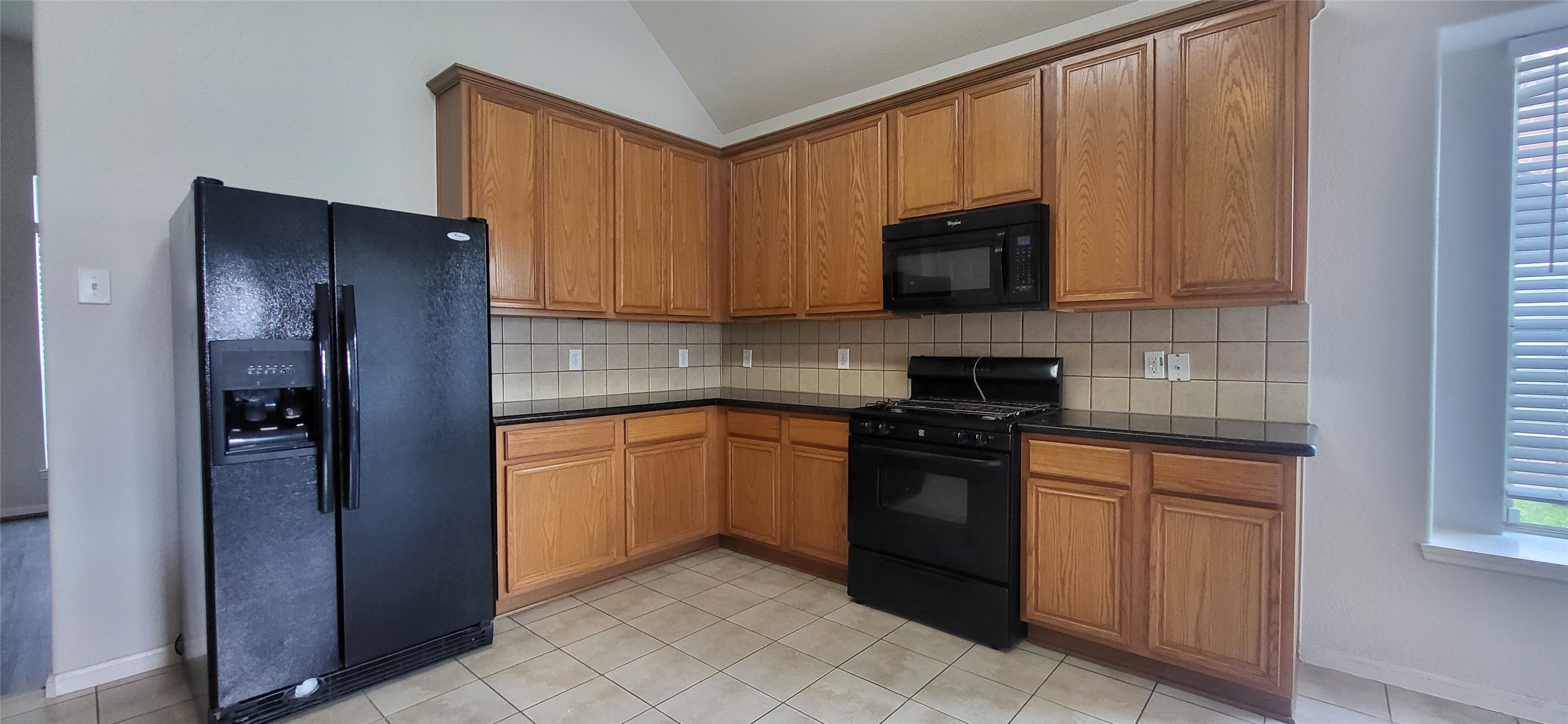 24818 Mason Trail Property Photo 4