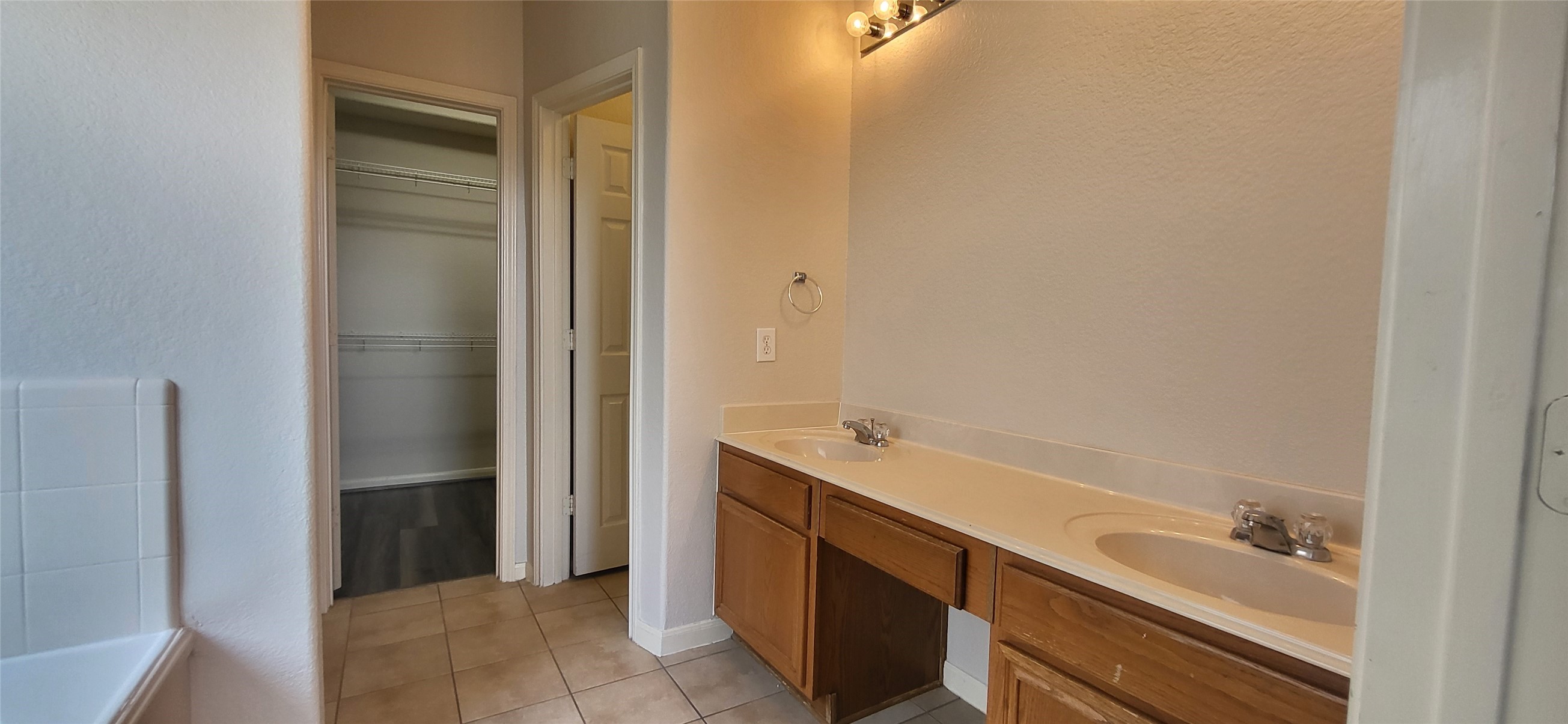 24818 Mason Trail Property Photo 13