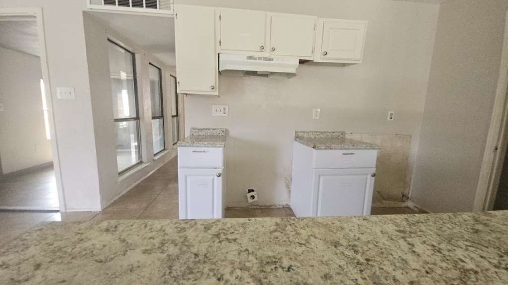 14131 Callahan Drive Property Photo 4