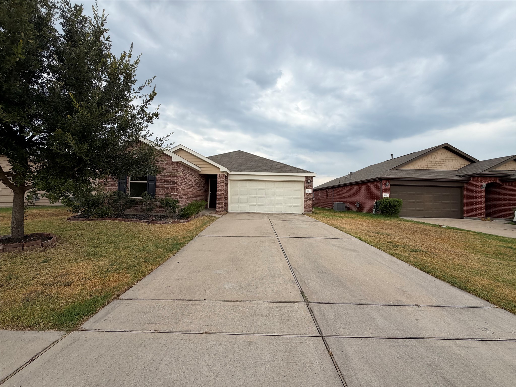 4814 Westfield Pines Drive Property Photo 1