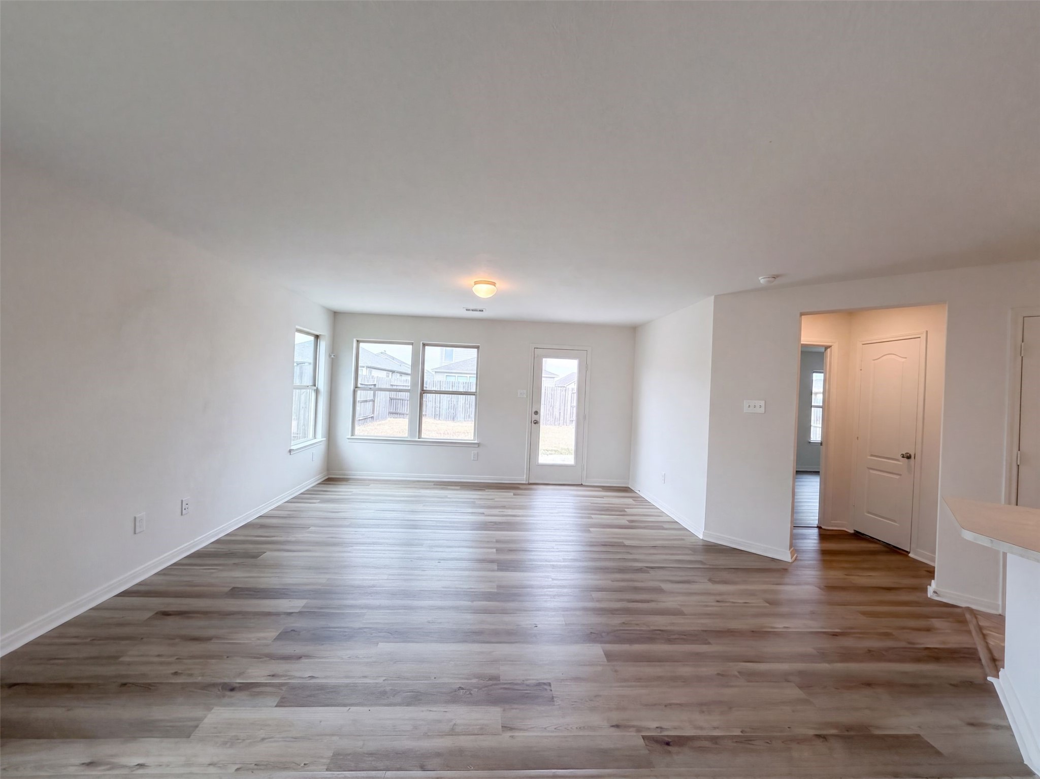 4814 Westfield Pines Drive Property Photo 3