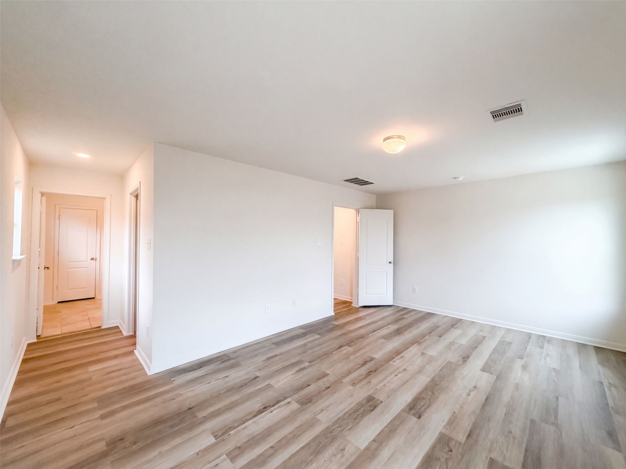 4814 Westfield Pines Drive Property Photo 4