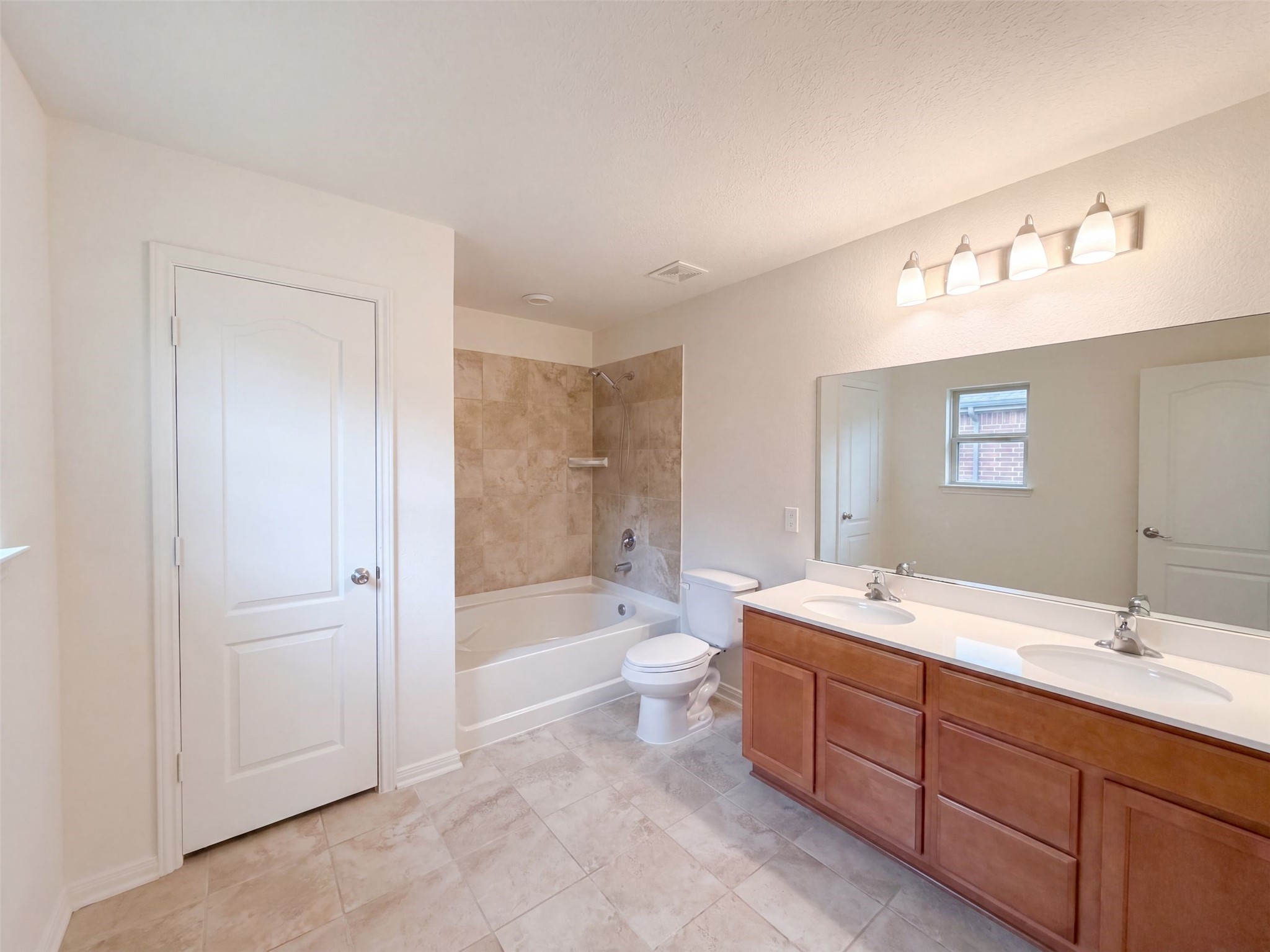4814 Westfield Pines Drive Property Photo 13