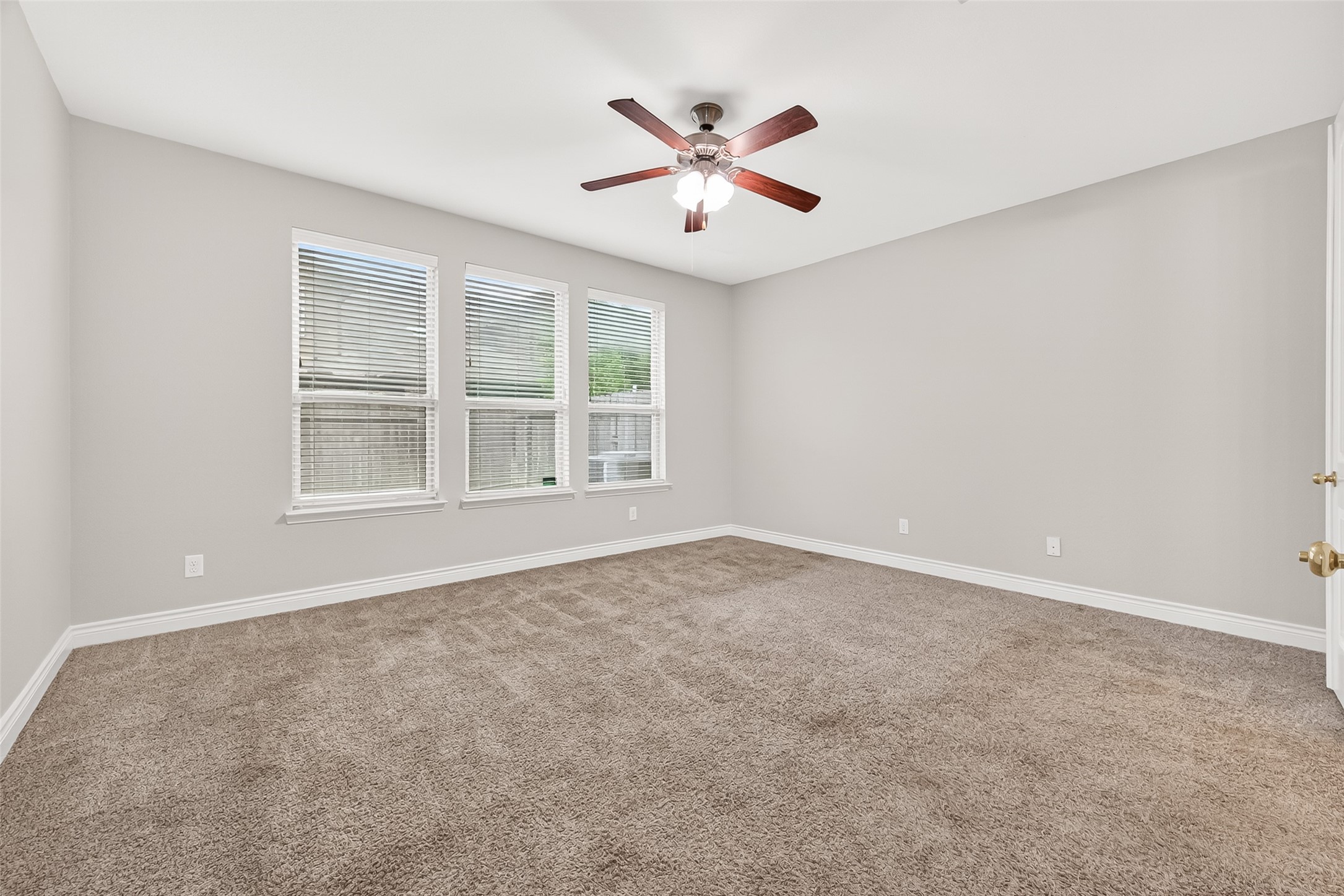 24122 Valencia Ridge Lane Property Photo 19