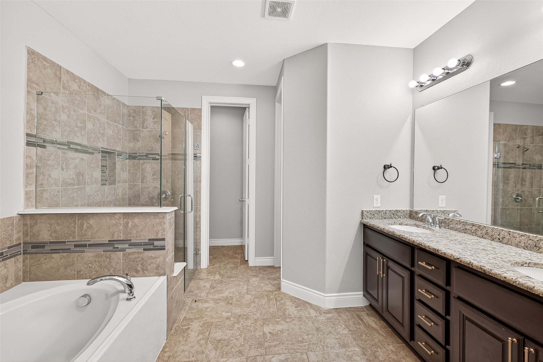 24122 Valencia Ridge Lane Property Photo 21