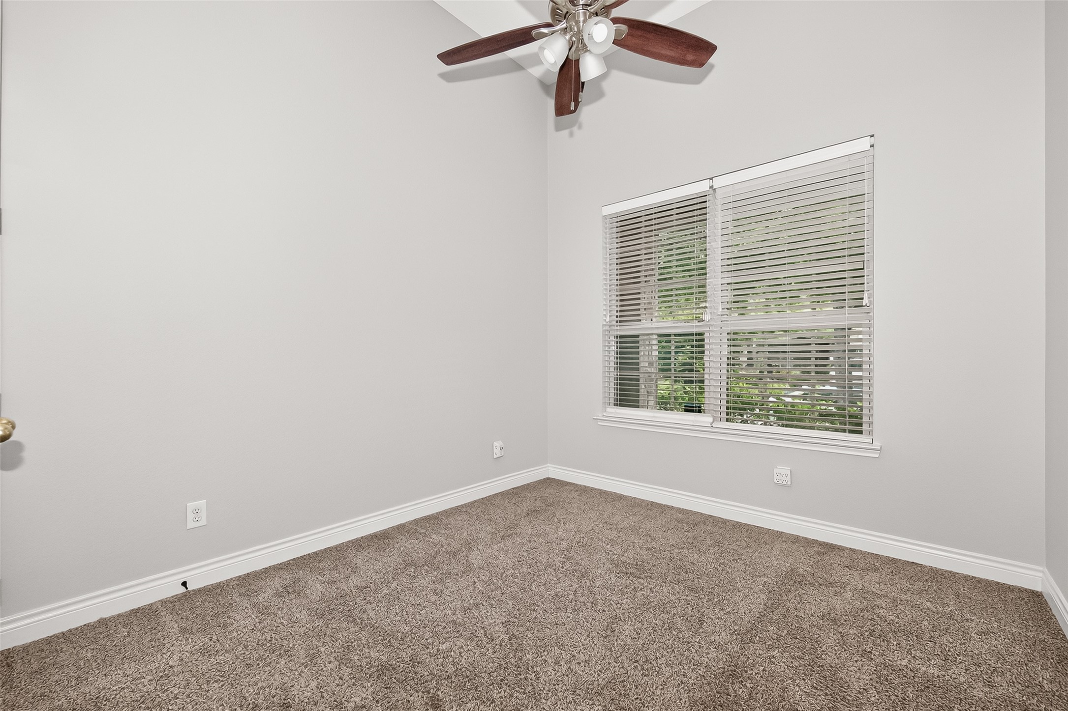 24122 Valencia Ridge Lane Property Photo 33