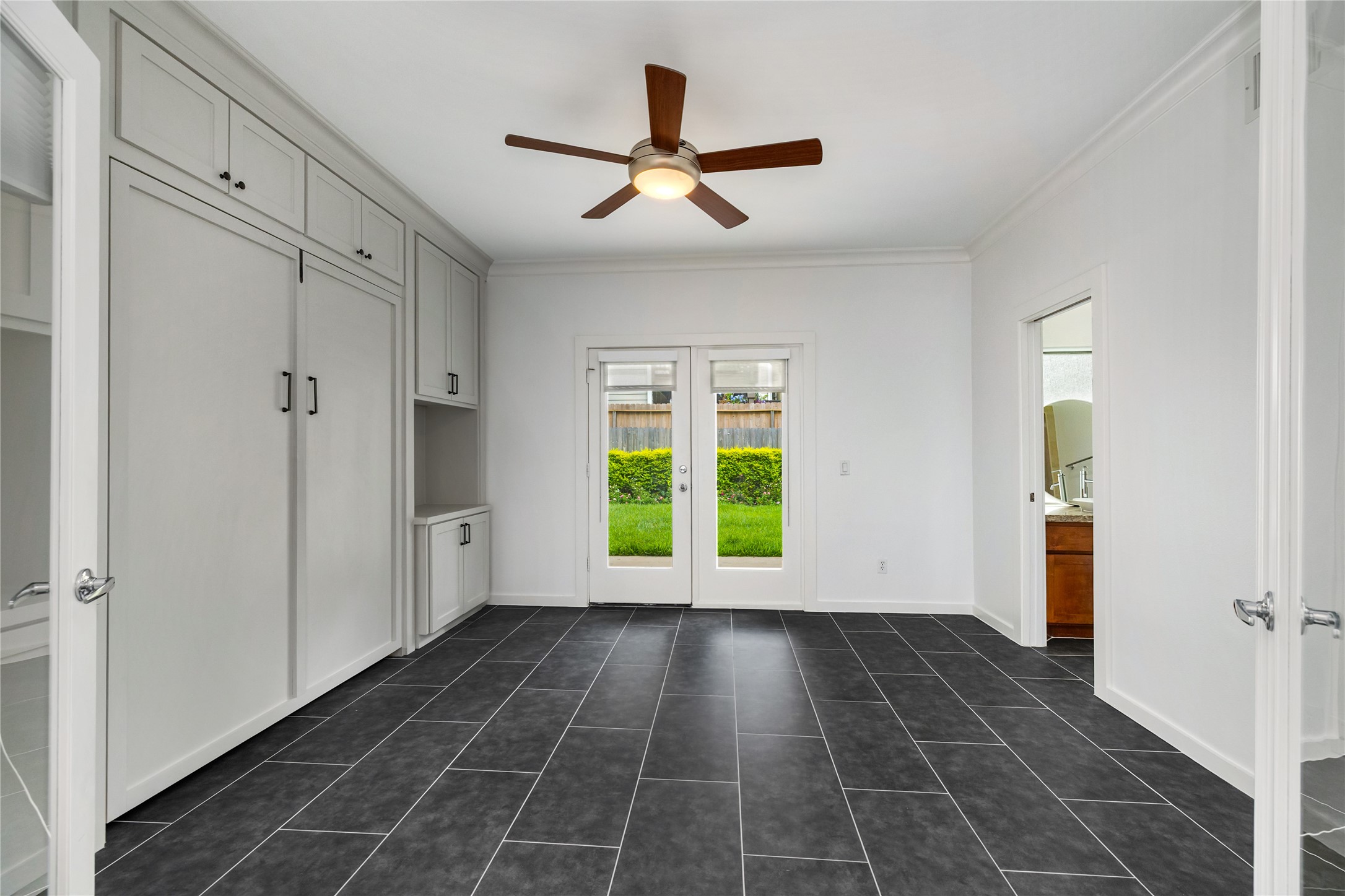 512 Jackson Hill Street Property Photo 9