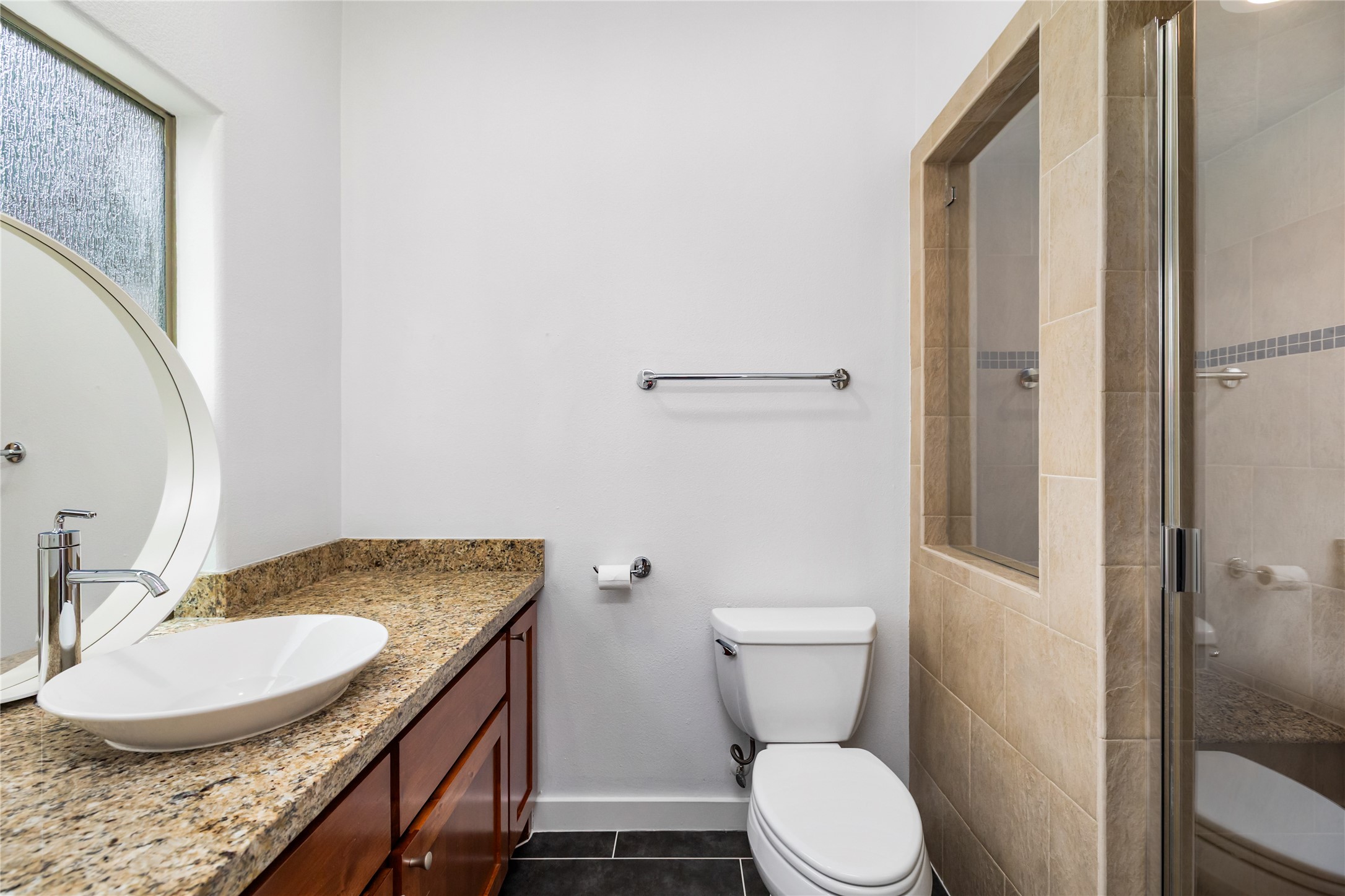 512 Jackson Hill Street Property Photo 12