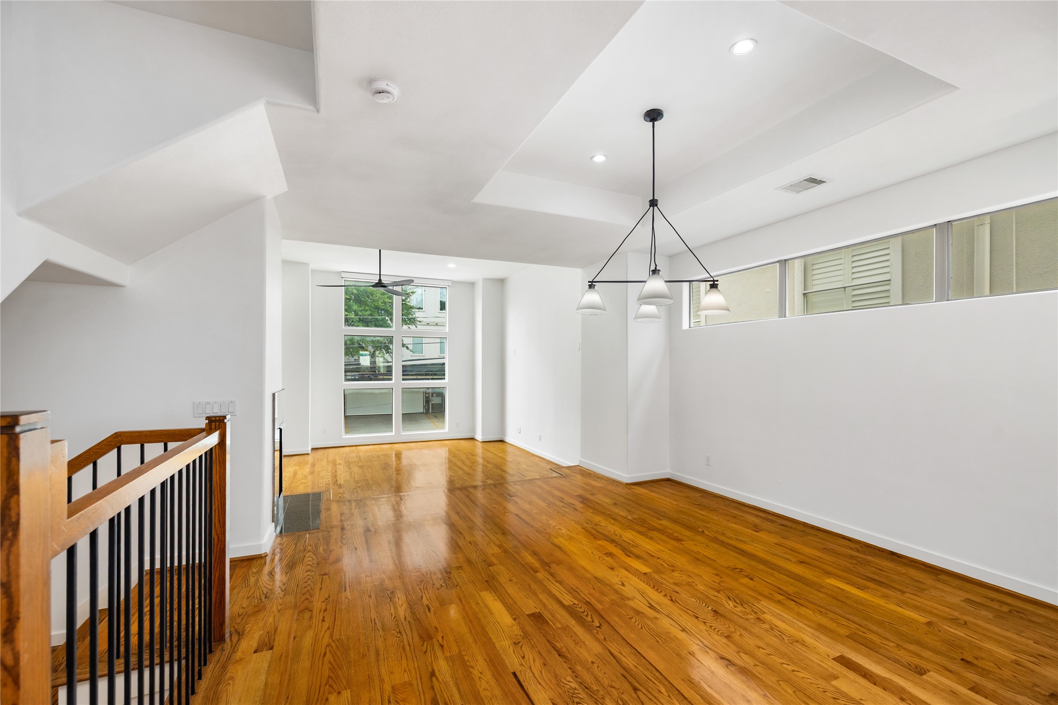 512 Jackson Hill Street Property Photo 13