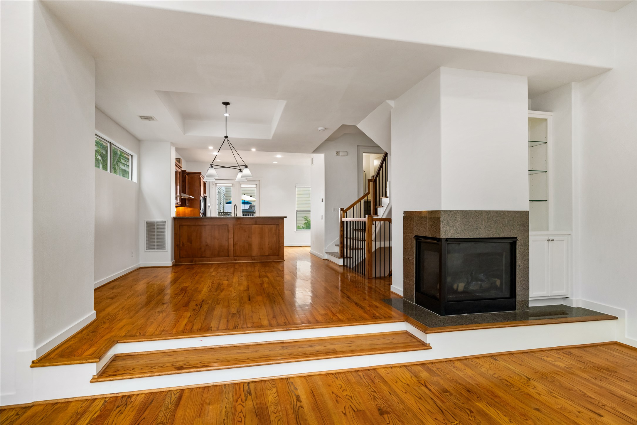 512 Jackson Hill Street Property Photo 18