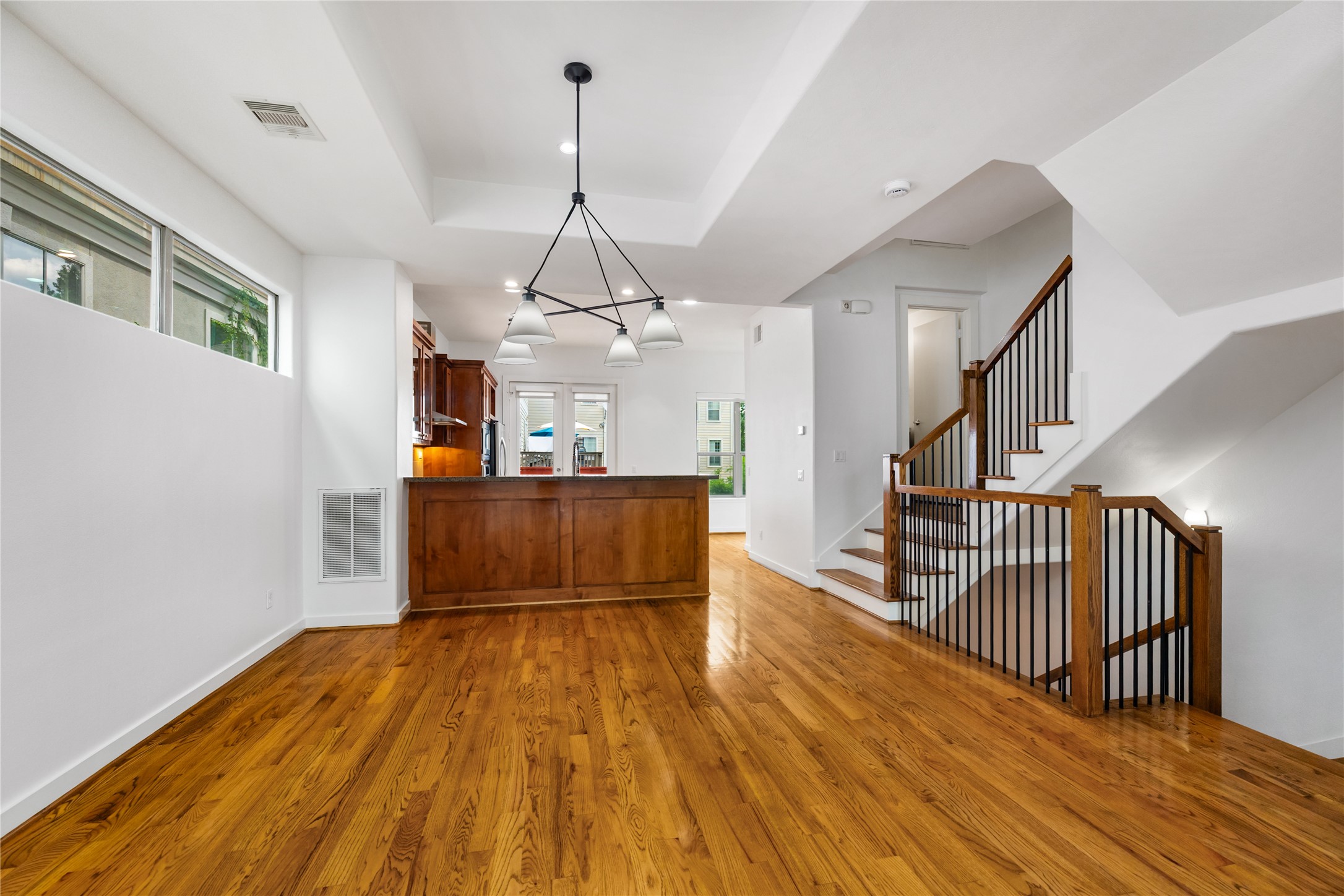 512 Jackson Hill Street Property Photo 19