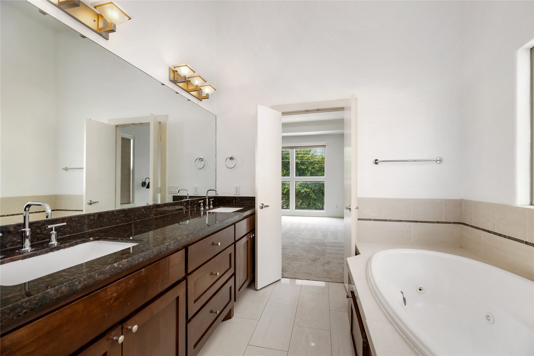 512 Jackson Hill Street Property Photo 32